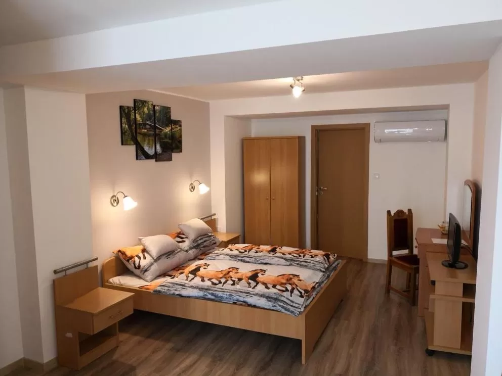 Bed in Mátyus Udvarház Kengyel Fogadó Eger