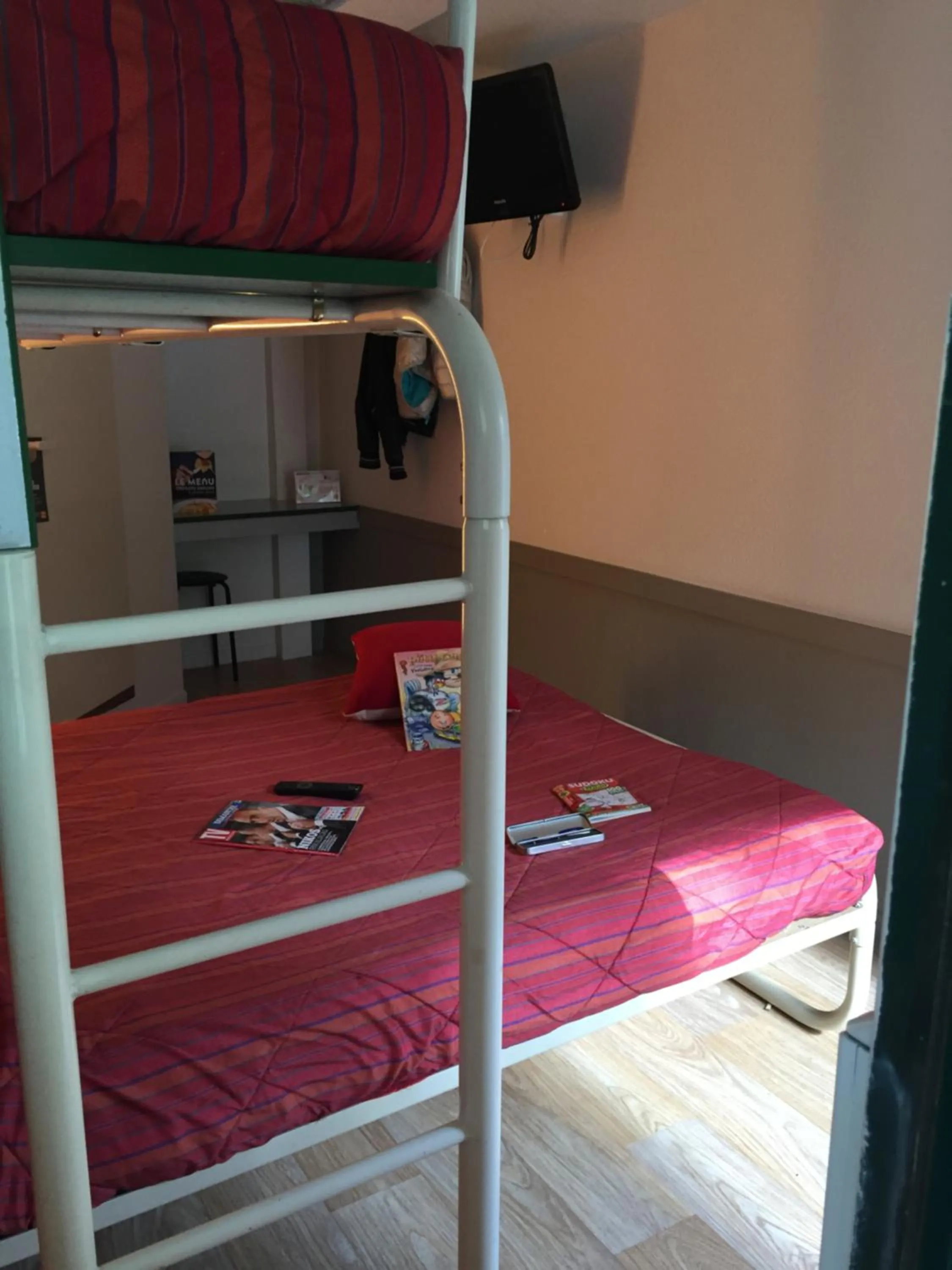 bunk bed, Bed in Premiere Classe St Etienne Nord Villars