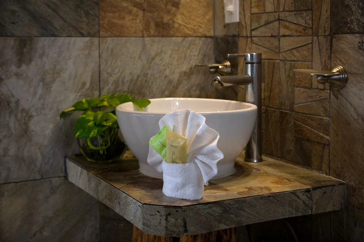 Bathroom in Hotel Amar Inn
