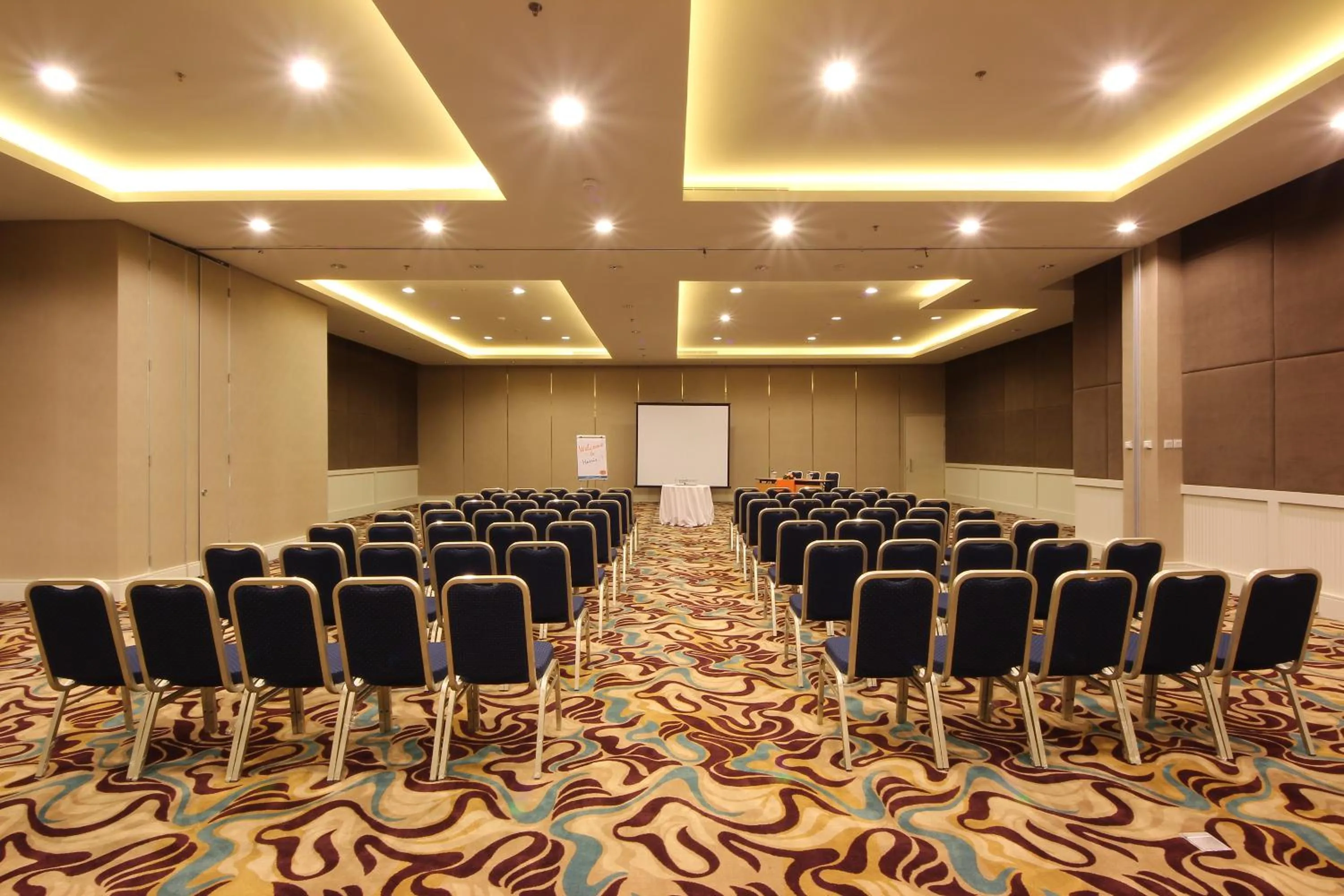 Banquet/Function facilities in POP! Hotel Festival Citylink