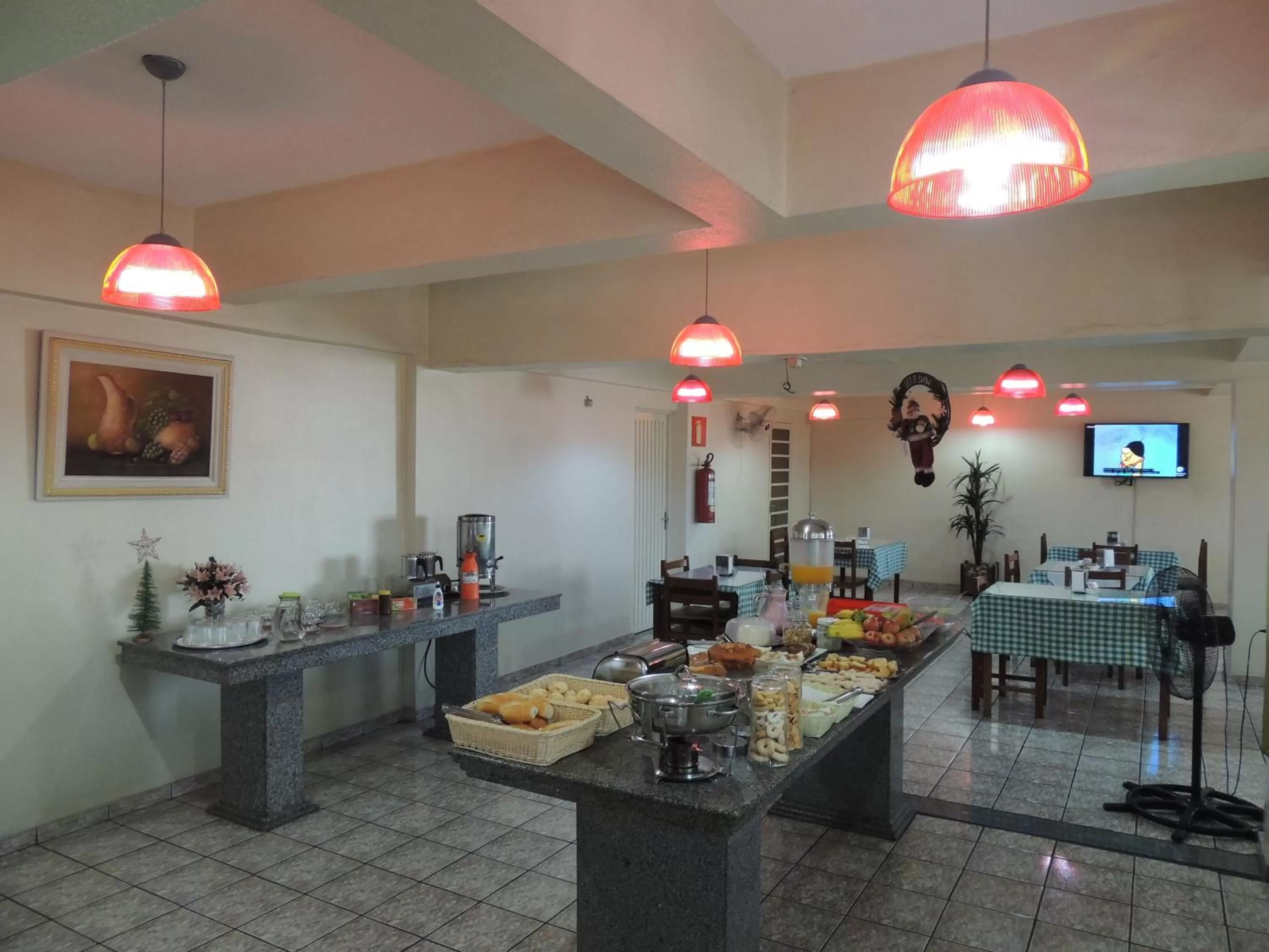 Restaurant/Places to Eat in Hotel Primavera