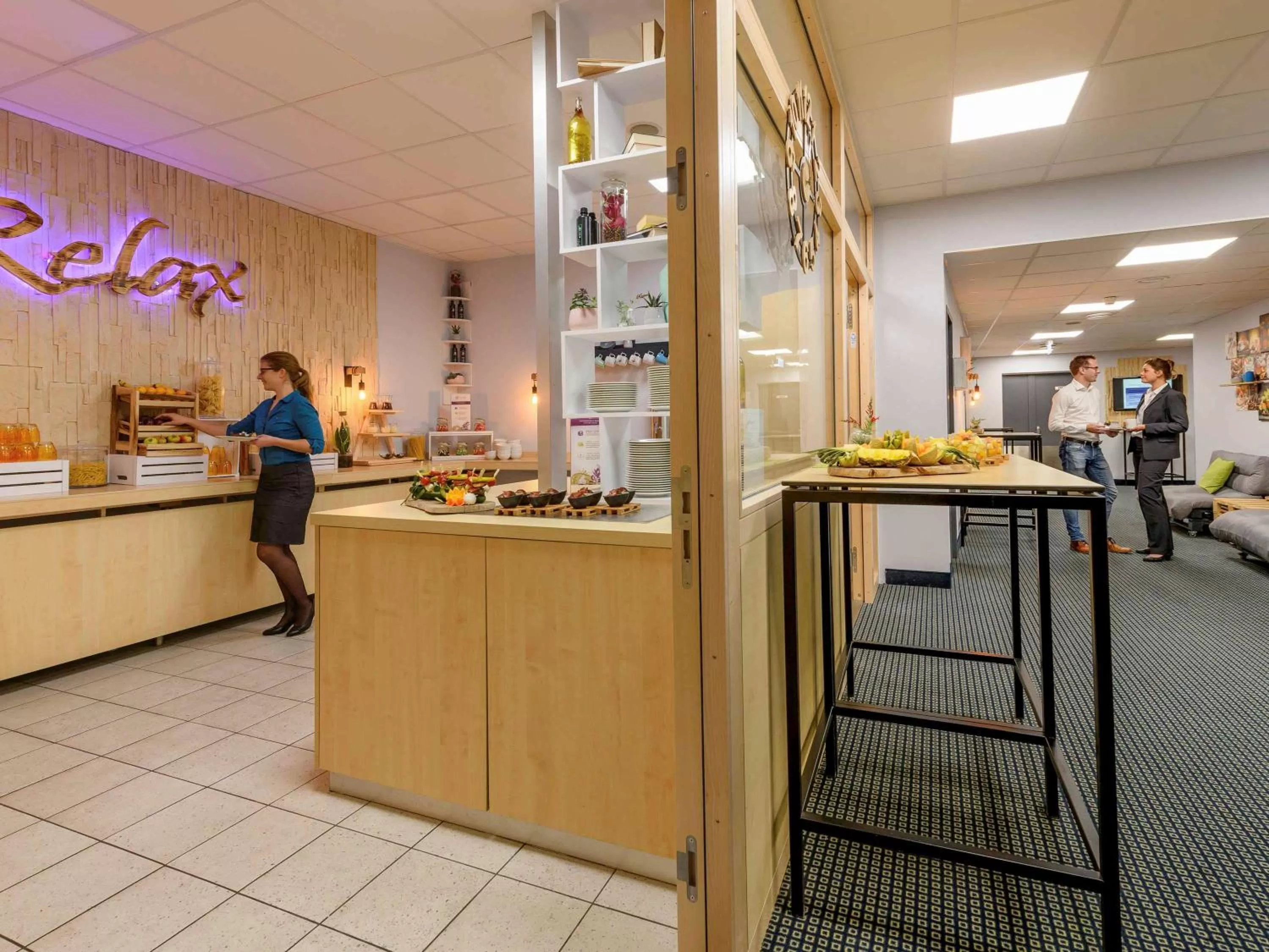 On site, Restaurant/Places to Eat in Mercure Stuttgart City Center