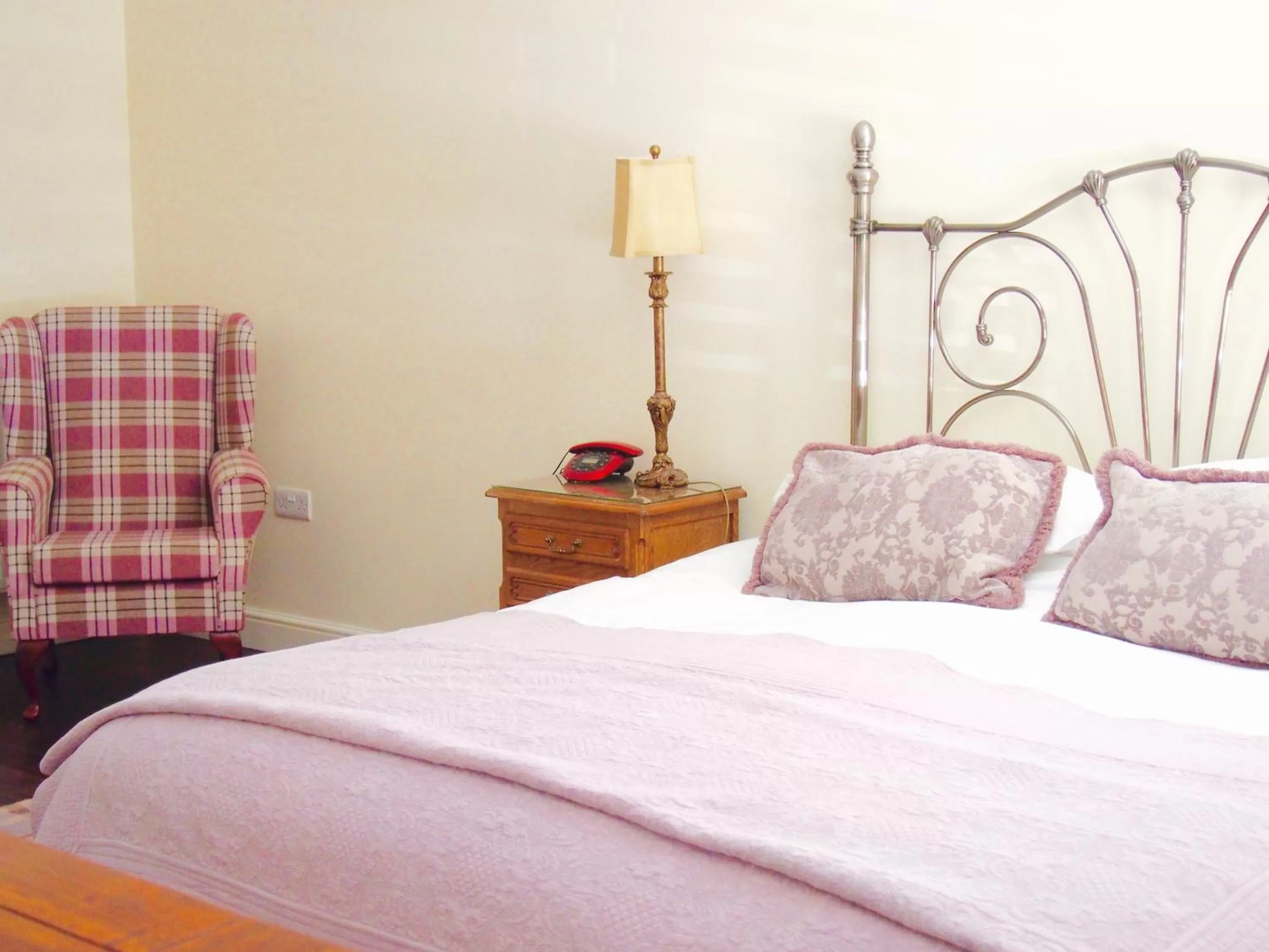 Bedroom, Bed in Wrangham House