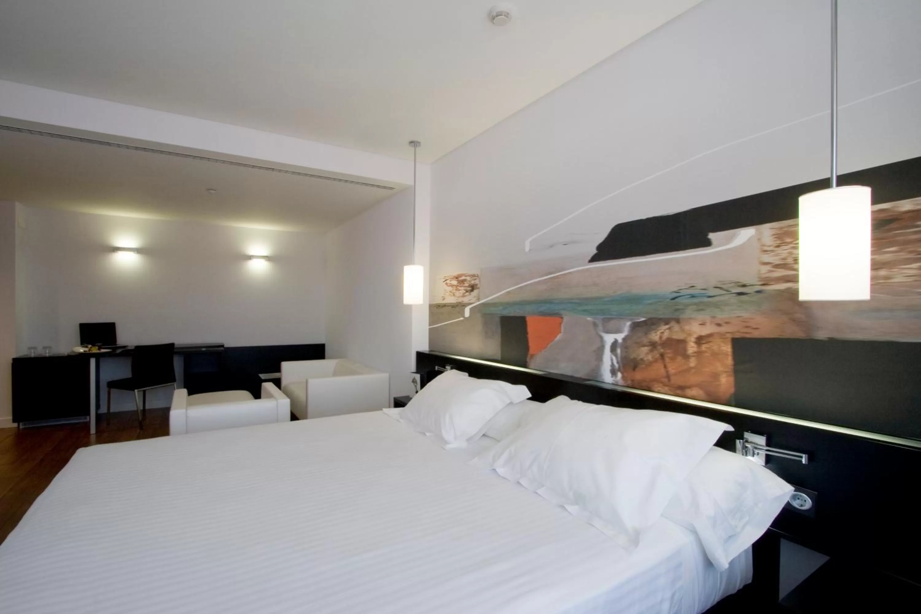 Bedroom, Bed in Axor Barajas