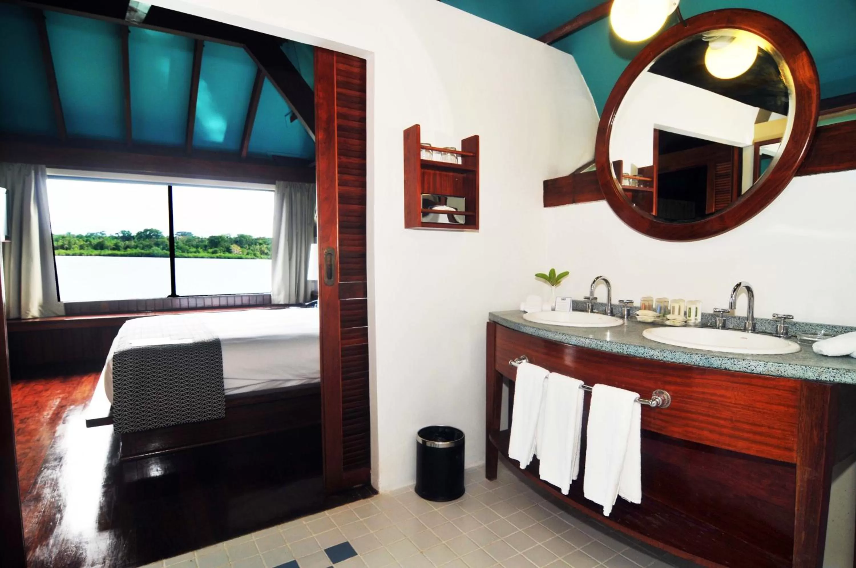 Photo of the whole room in Holiday Inn Resort Vanuatu by IHG