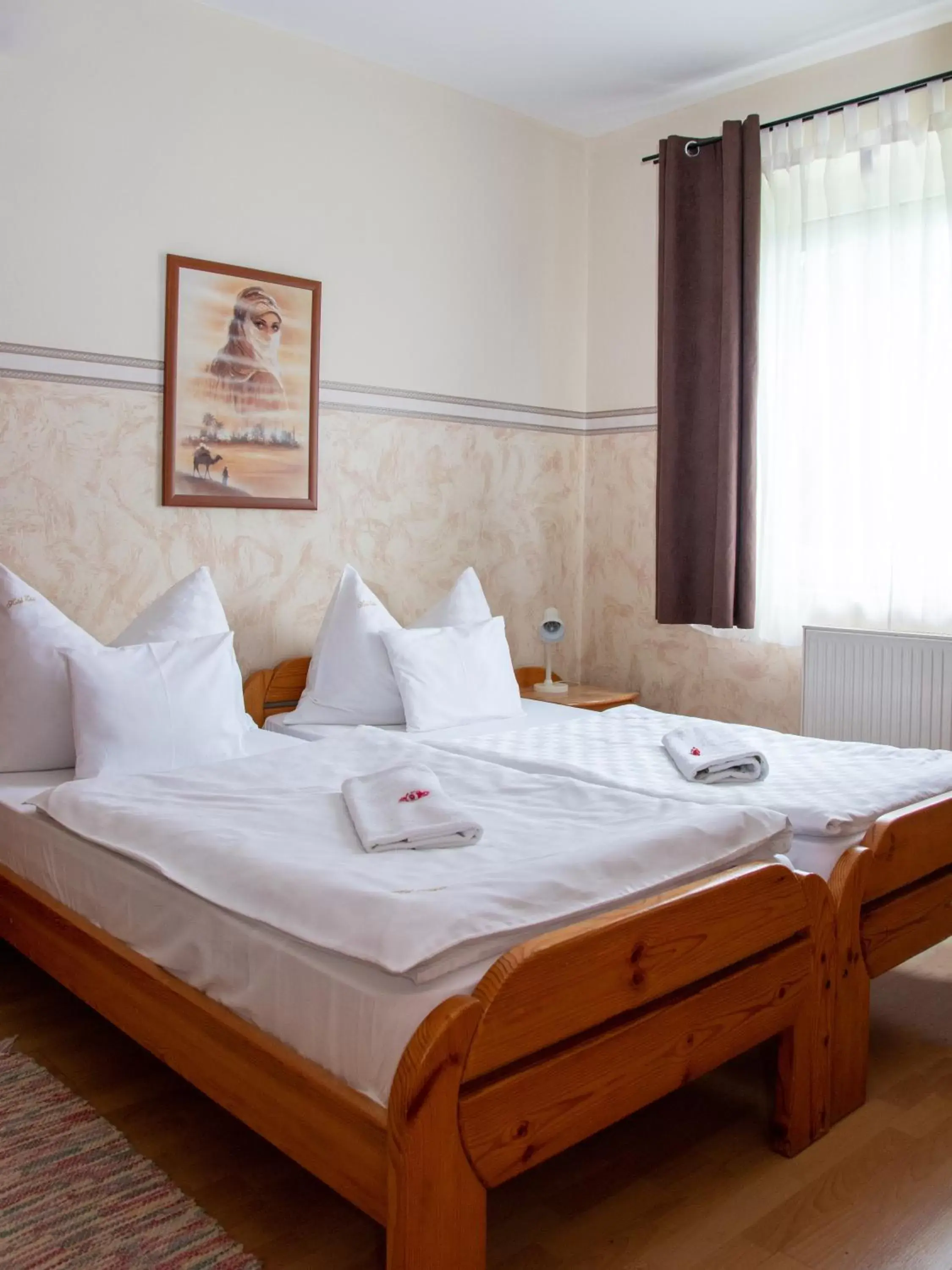 Double or Twin Room in Hotel Zéta Double or Twin Room in Hotel Zéta