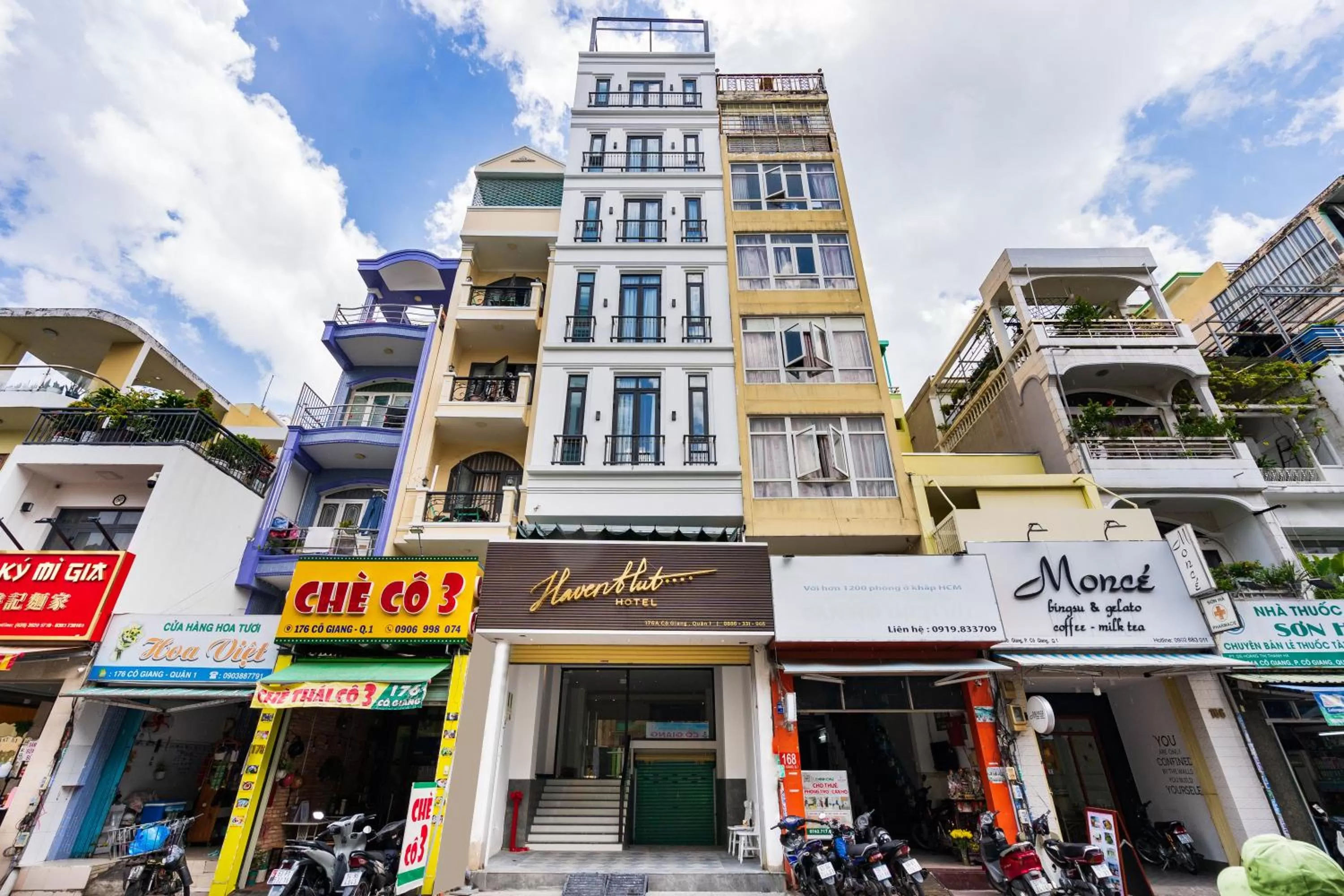 Property building in Haven Hut Hotel