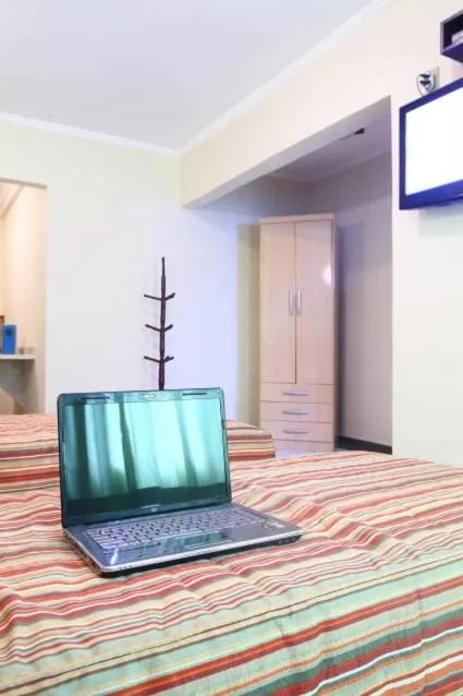 Photo of the whole room in Monte Serrat Hotel