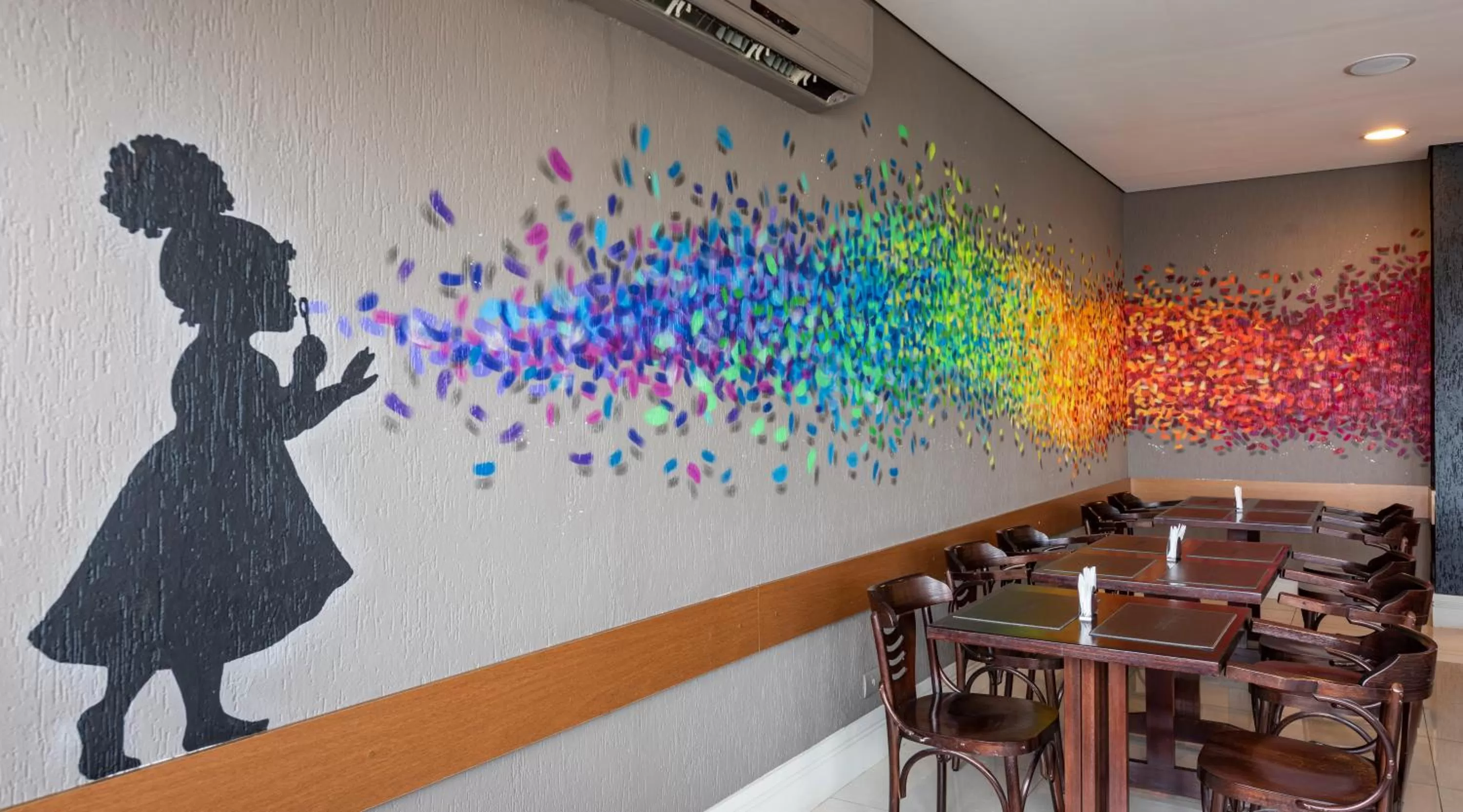 Decorative detail in Monreale Express Glicério Campinas