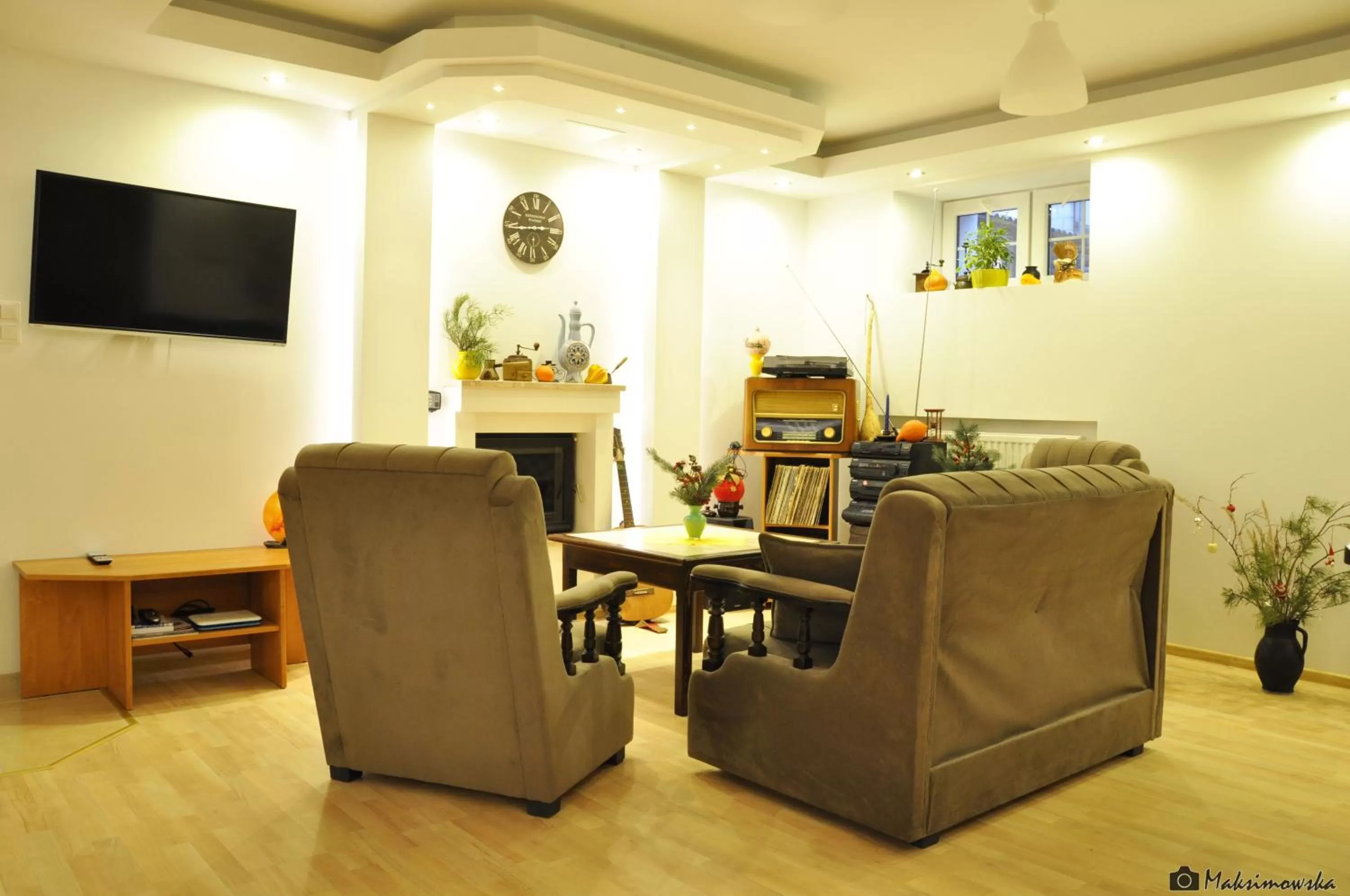 Communal lounge/ TV room, Seating Area in Villa MB