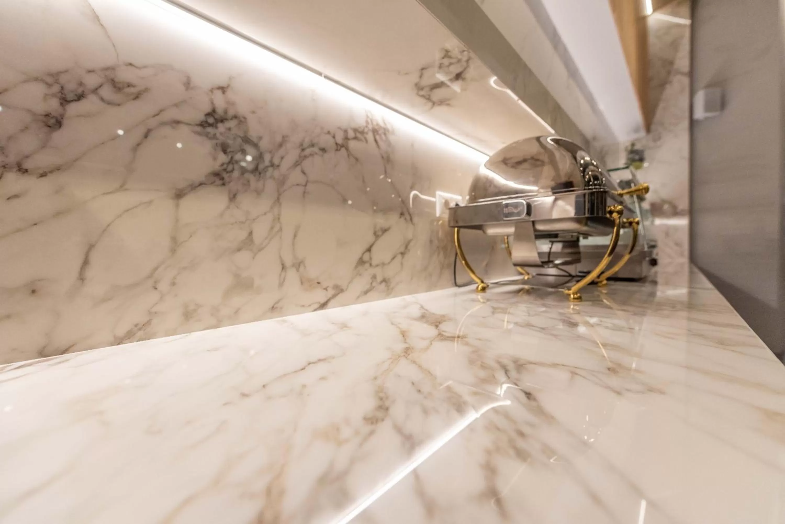 Restaurant/places to eat in Dionisos Hotel