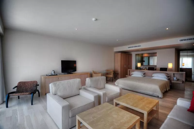 Photo of the whole room in Lvzz Hotel