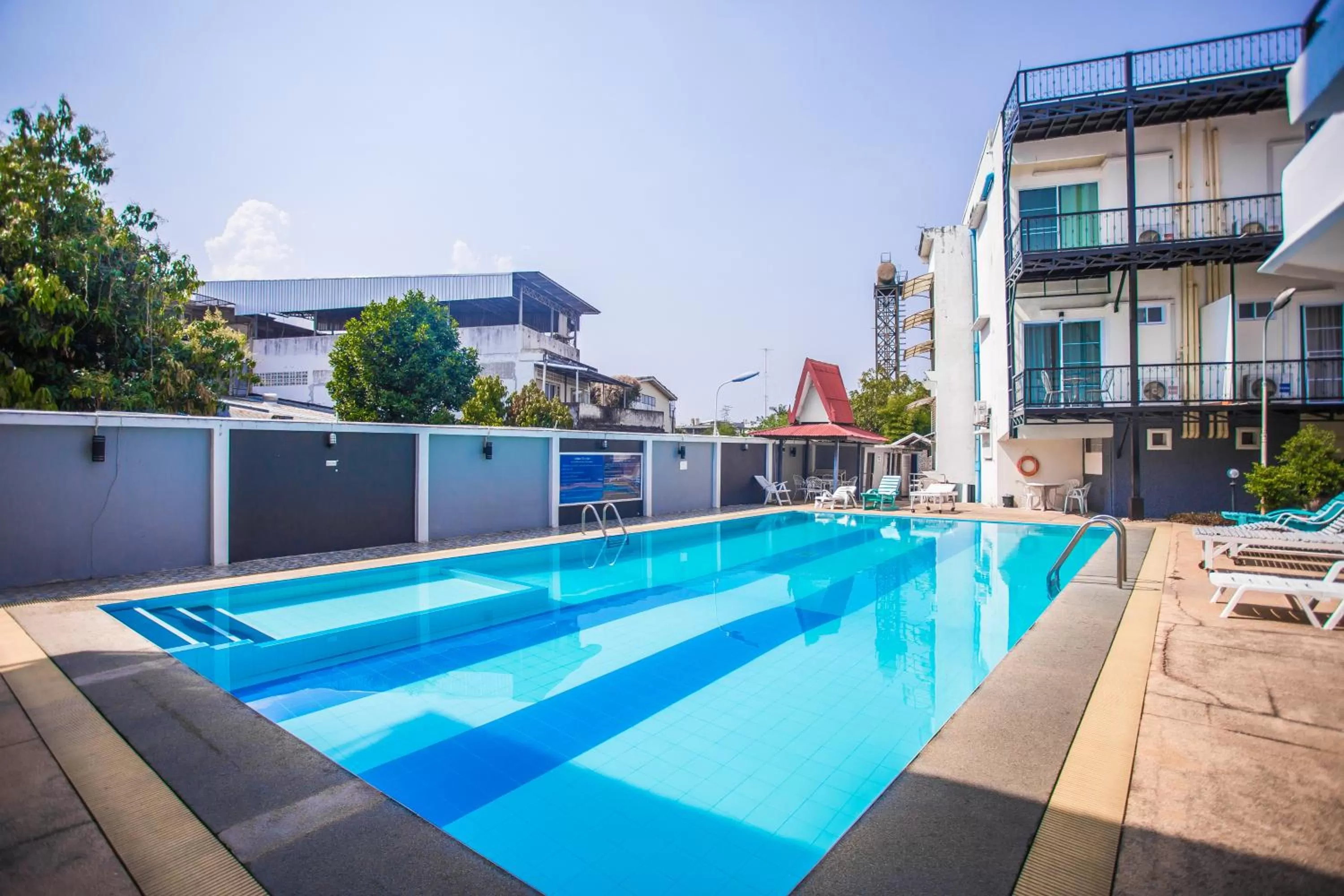 Swimming pool in Prince Hotel Chiang Mai