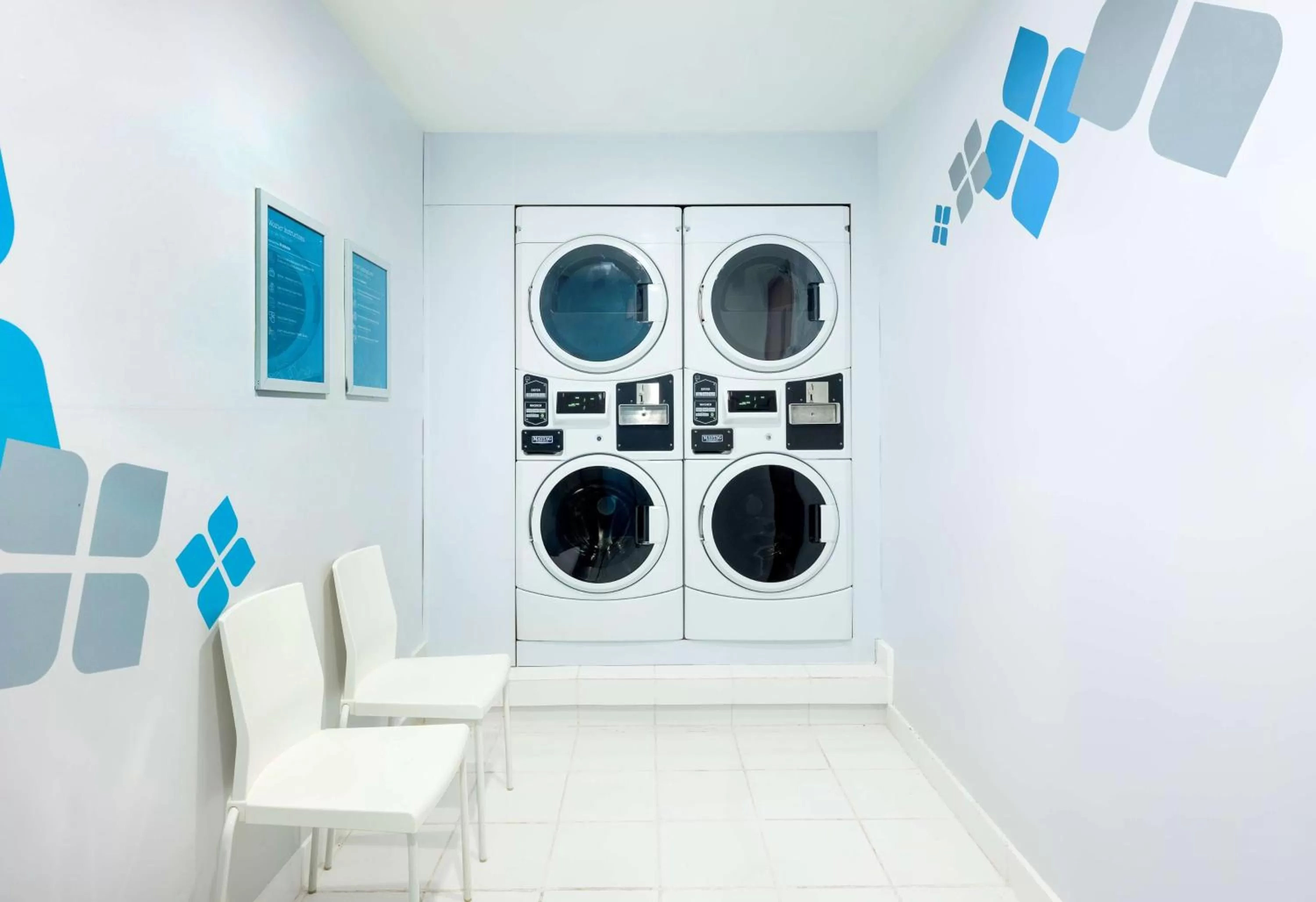 washing machine in Hilton Garden Inn Jakarta Taman Palem