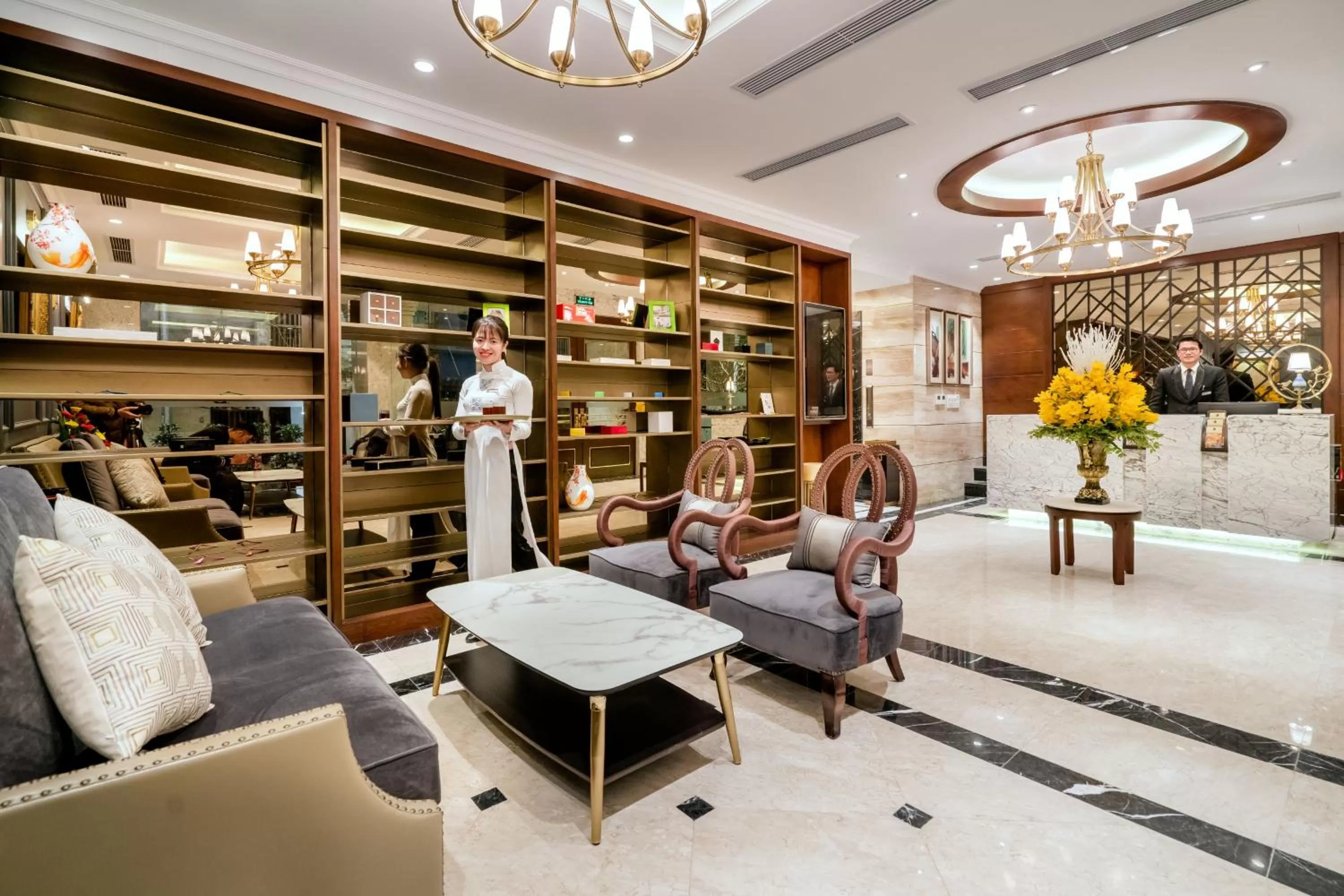 Lobby or reception in Conifer Grand Hotel