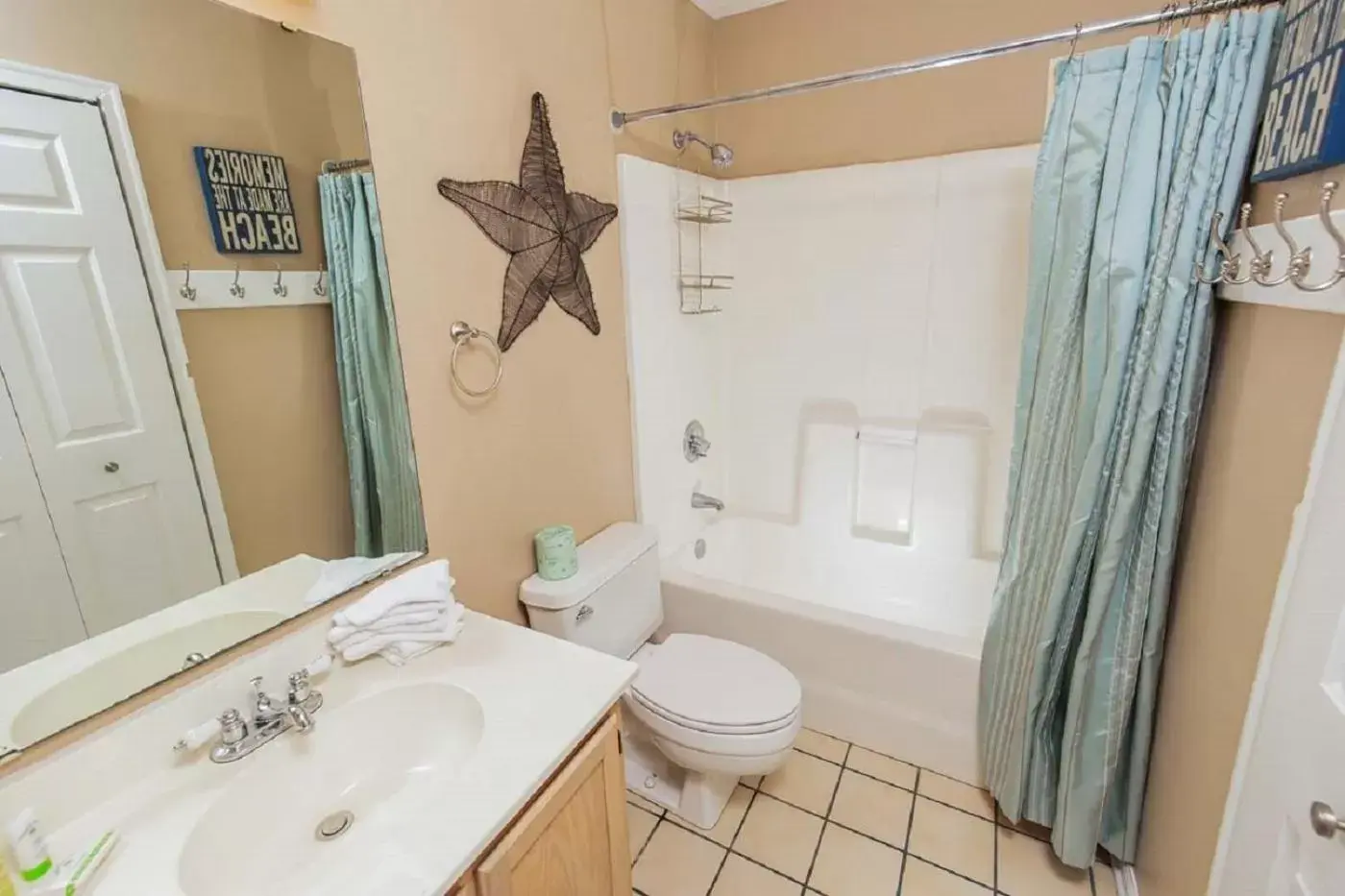 One-Bedroom Apartment in River Oaks Golf Resort One-Bedroom Apartment in River Oaks Golf Resort