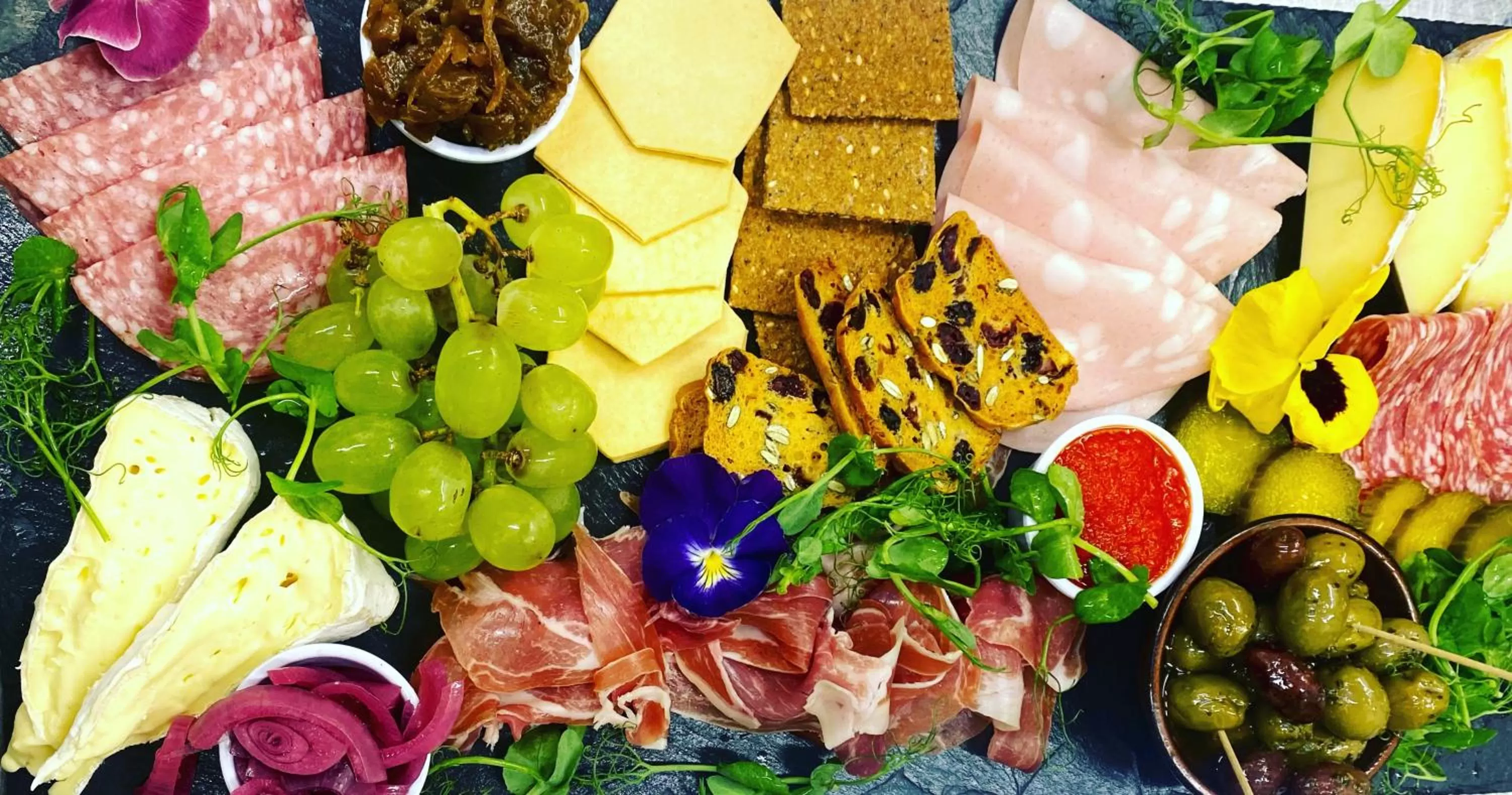 Food and drinks in Beach Green Hotel