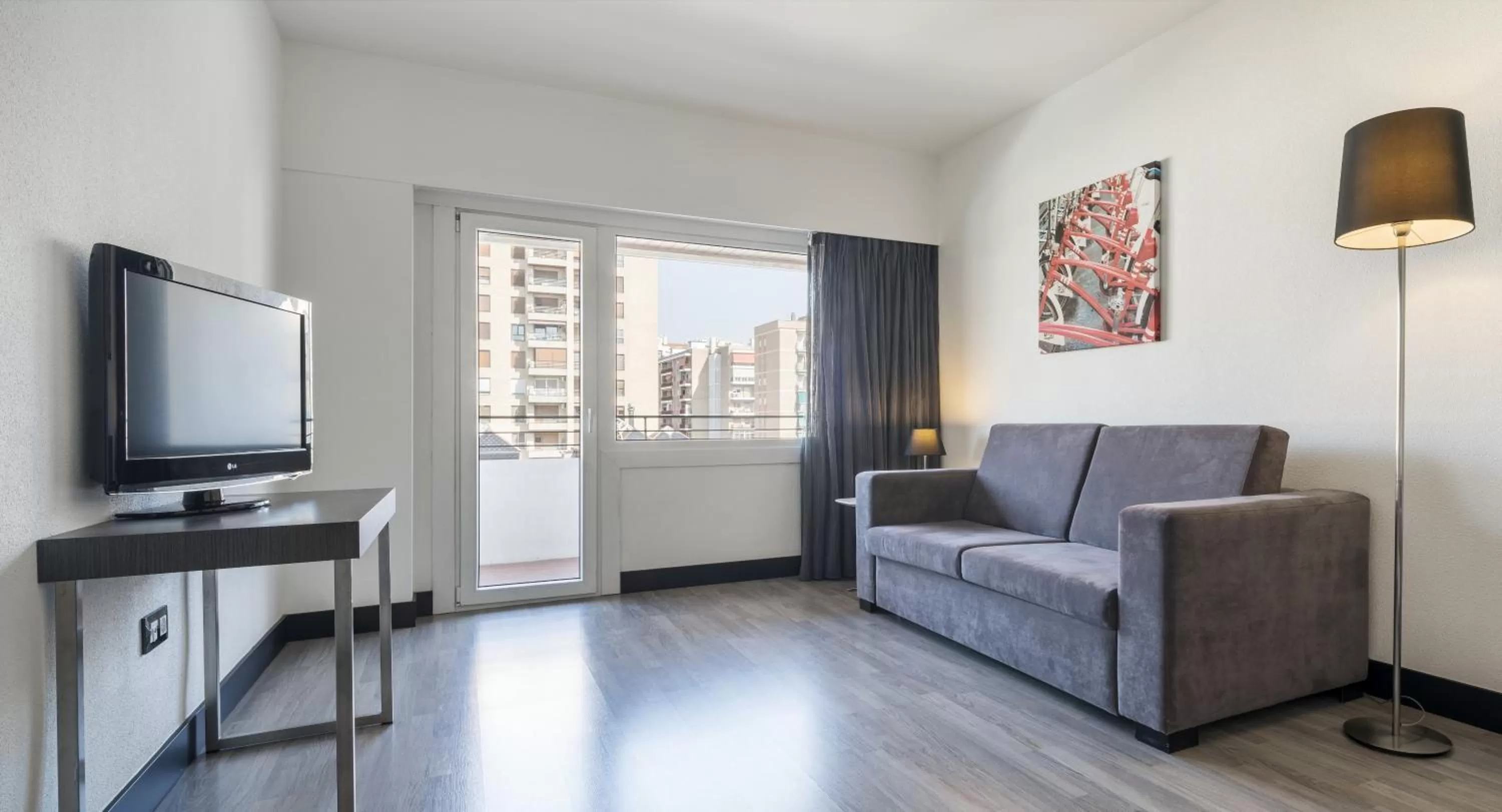 TV and multimedia in Ilunion Romareda