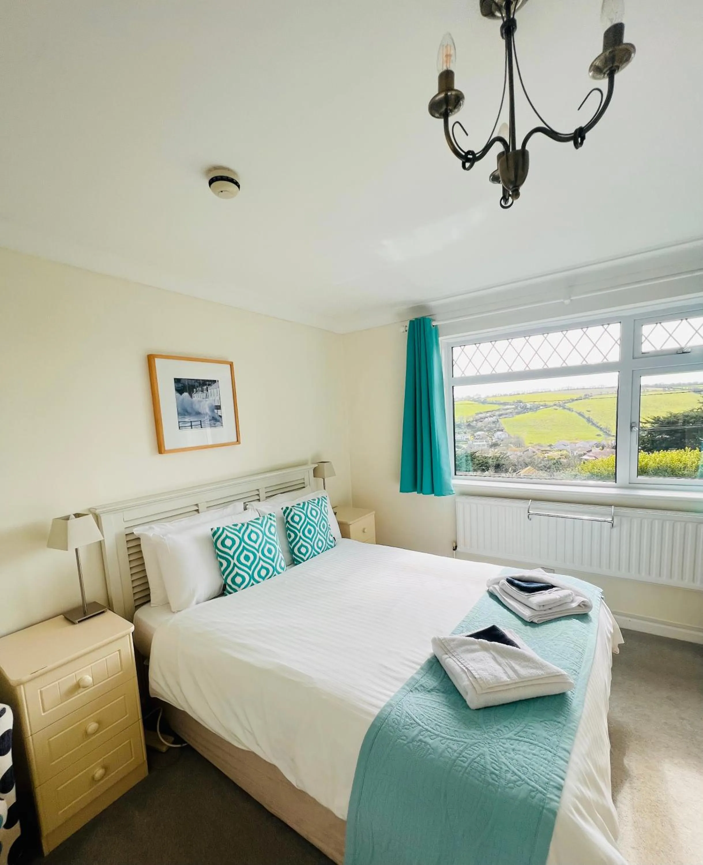 View (from property/room), Bed in Tremarne Hotel