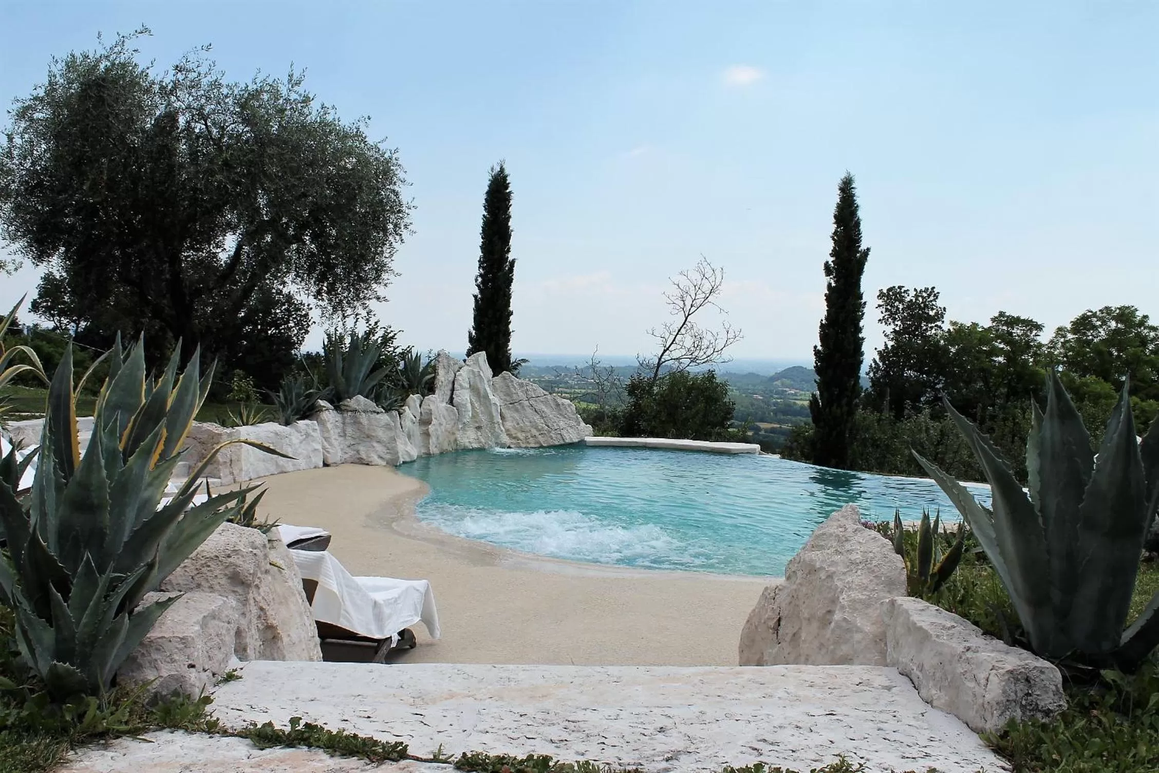 Swimming pool in B&B LE AGAVI