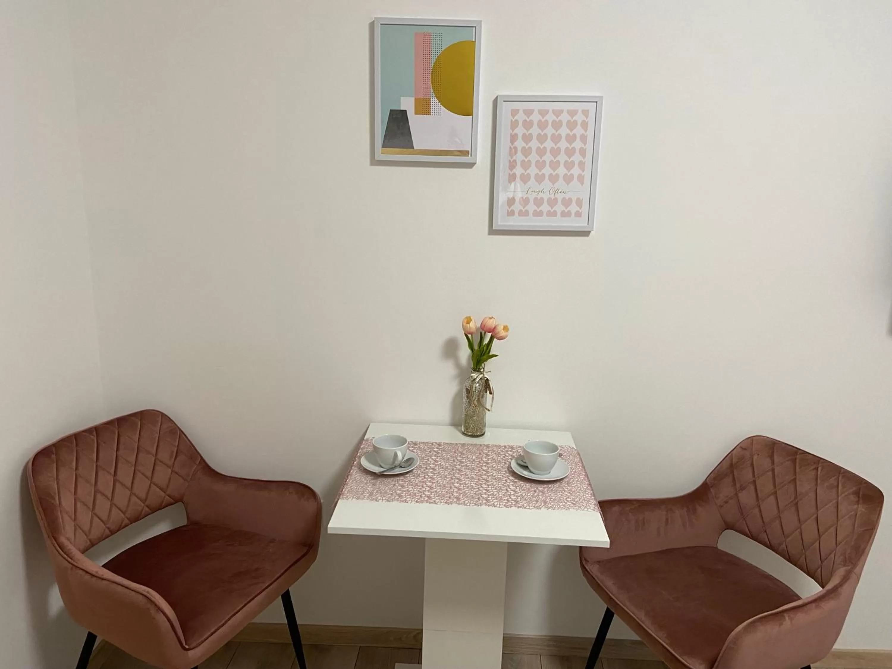 Dining area in Villa Tara Bük