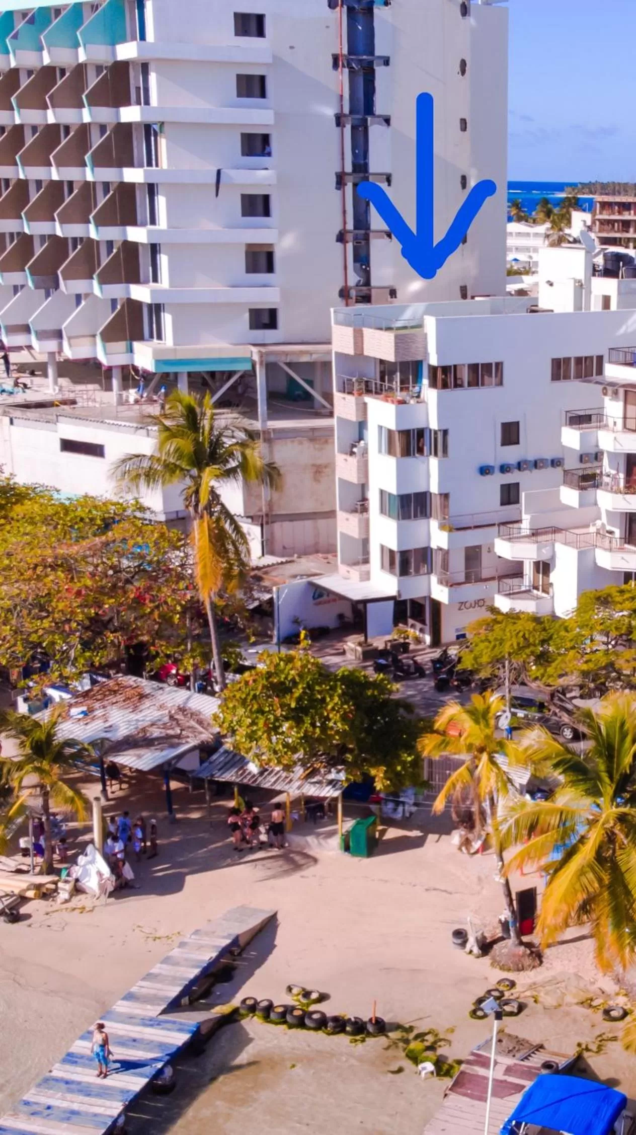 Beach in ZOJO MARiNA BAY