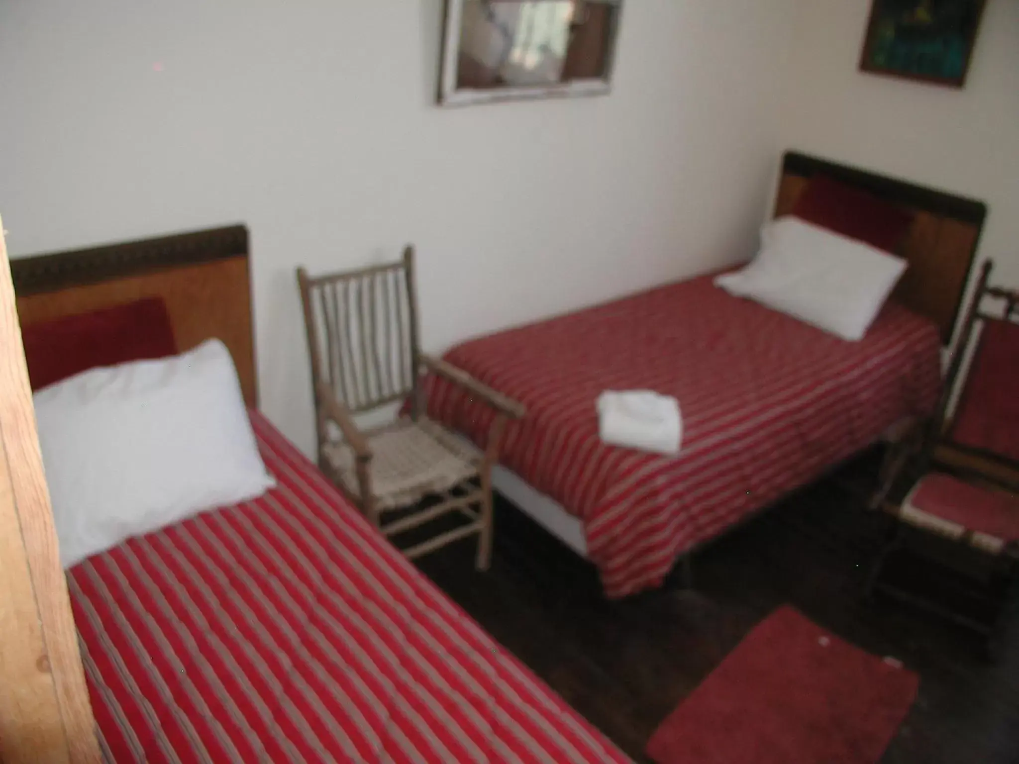 Standard Twin Room with Shared Bathroom in Grand Canyon Hotel Standard Twin Room with Shared Bathroom in Grand Canyon Hotel