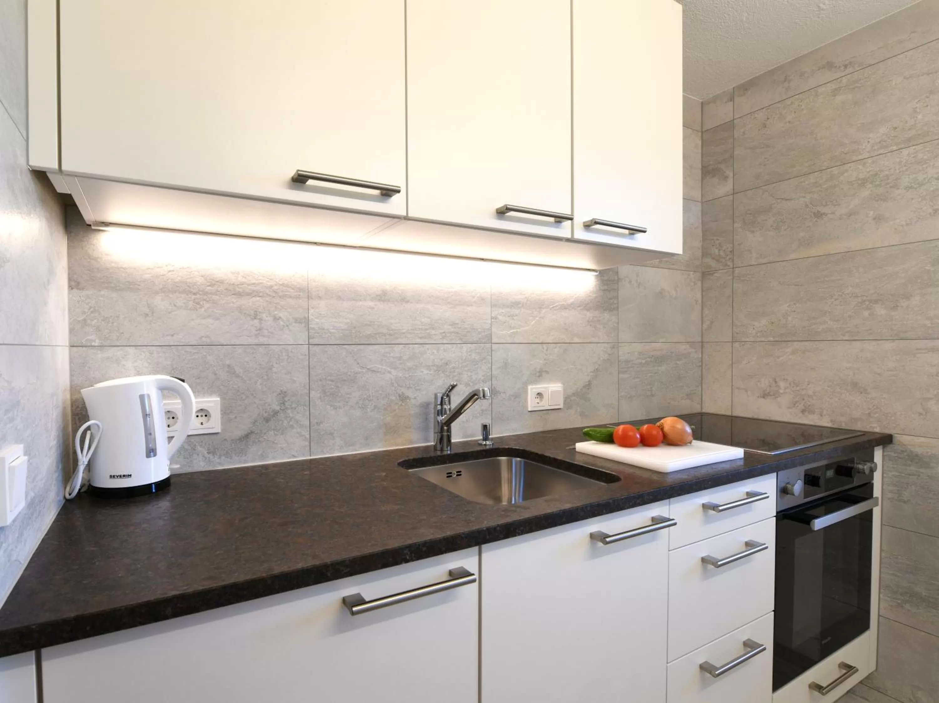 kitchen, Kitchen/Kitchenette in St Hubertus BnB