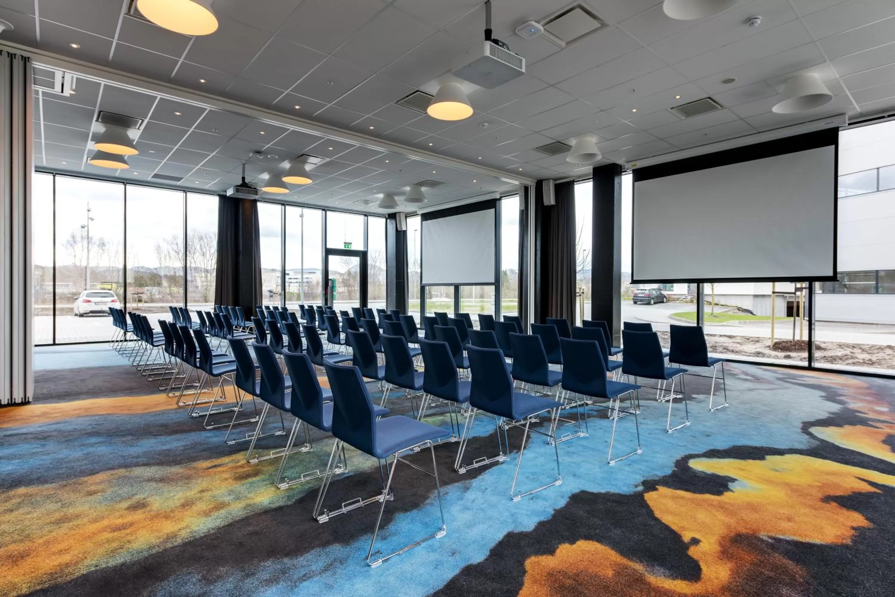 Business facilities in Quality Hotel Pond