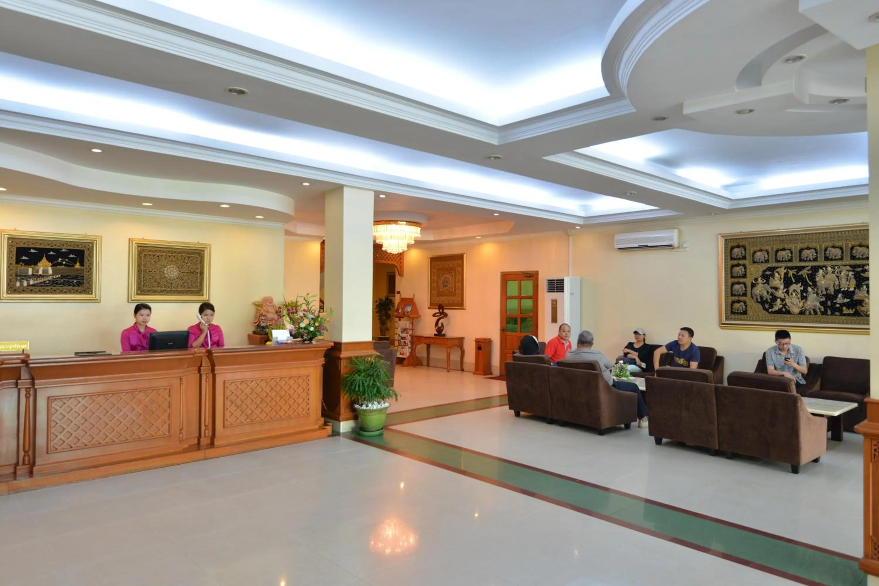 Lobby or reception in Grand Palace Hotel