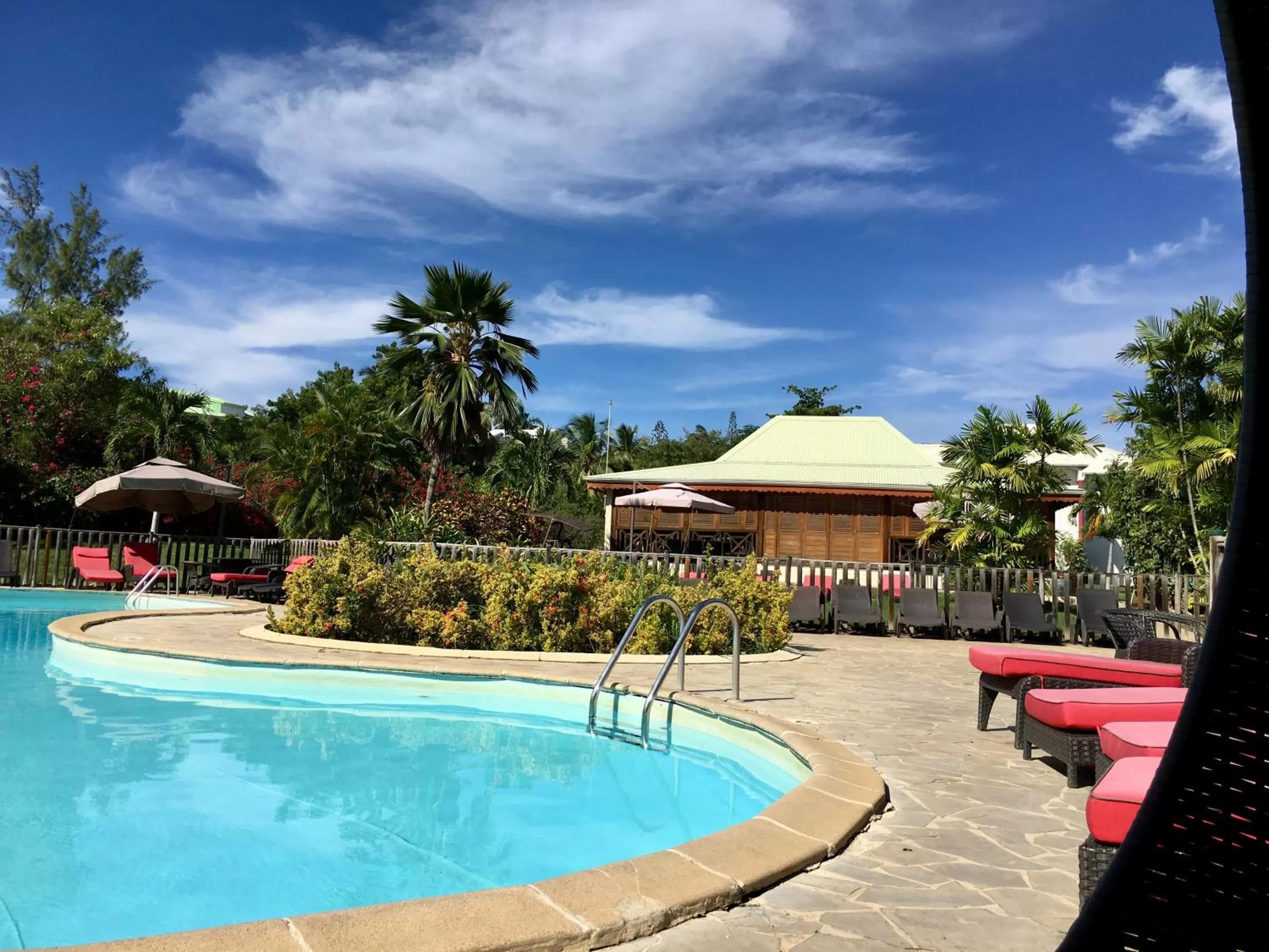 Swimming pool in Résidence Le Vallon Guadeloupe Parc Piscine Appartements & Studios