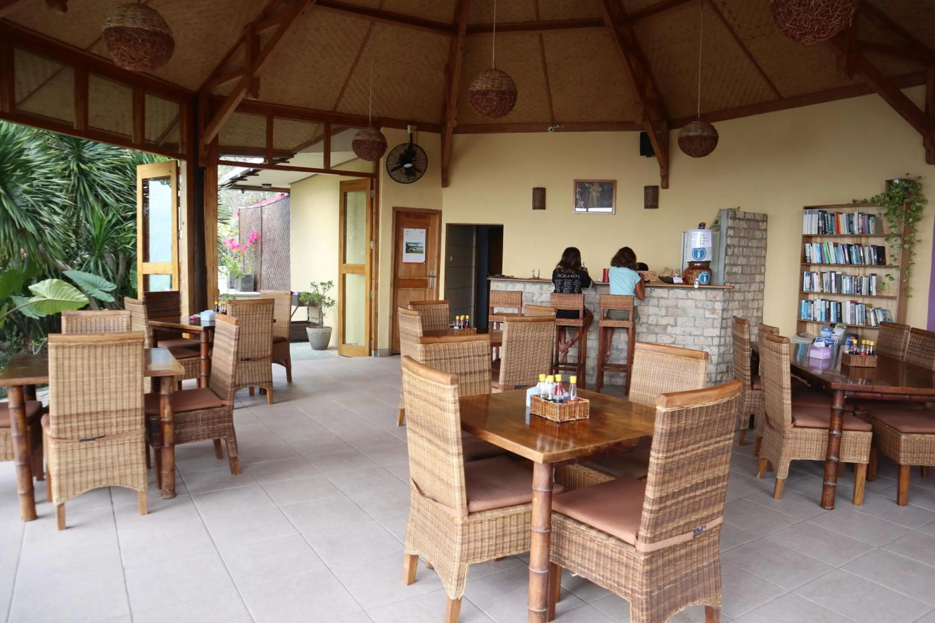 Restaurant/places to eat in Golo Hilltop Hotel