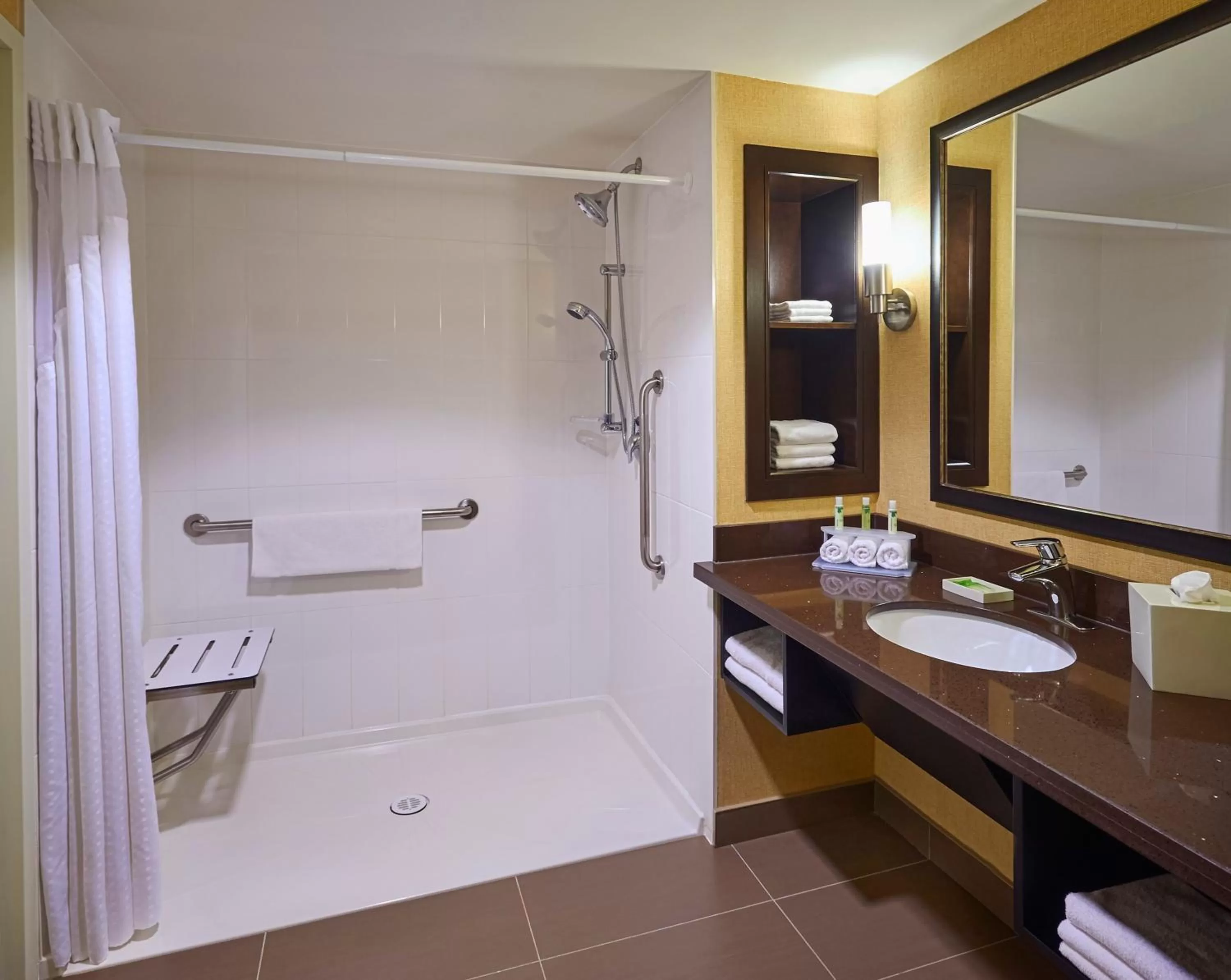 Bathroom in Holiday Inn Express & Suites Timmins by IHG