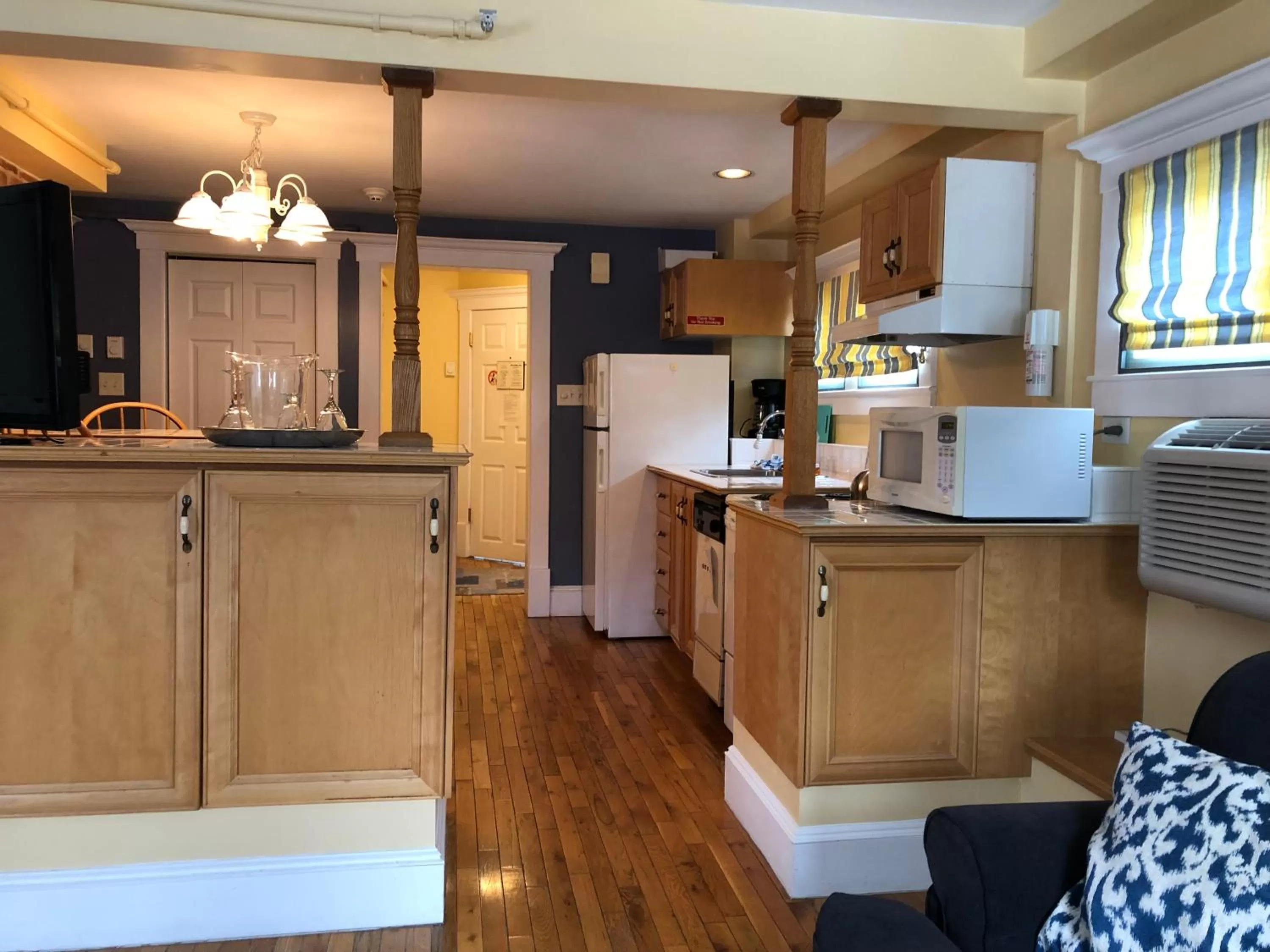 kitchen in Leaside Manor