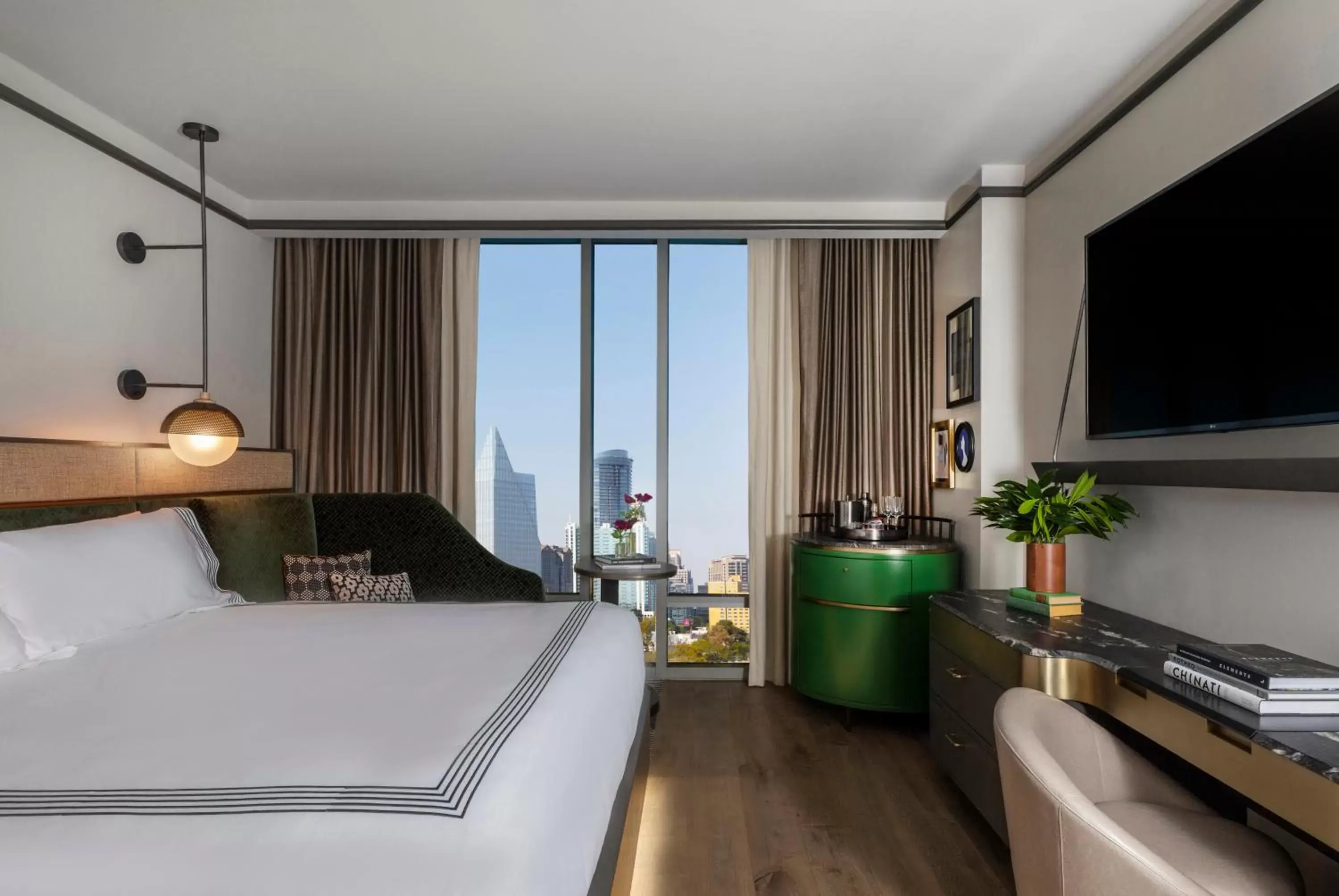 King Room with Accessible Tub - Disability Access in Thompson Atlanta Buckhead, part of Hyatt King Room with Accessible Tub - Disability Access in Thompson Atlanta Buckhead, part of Hyatt