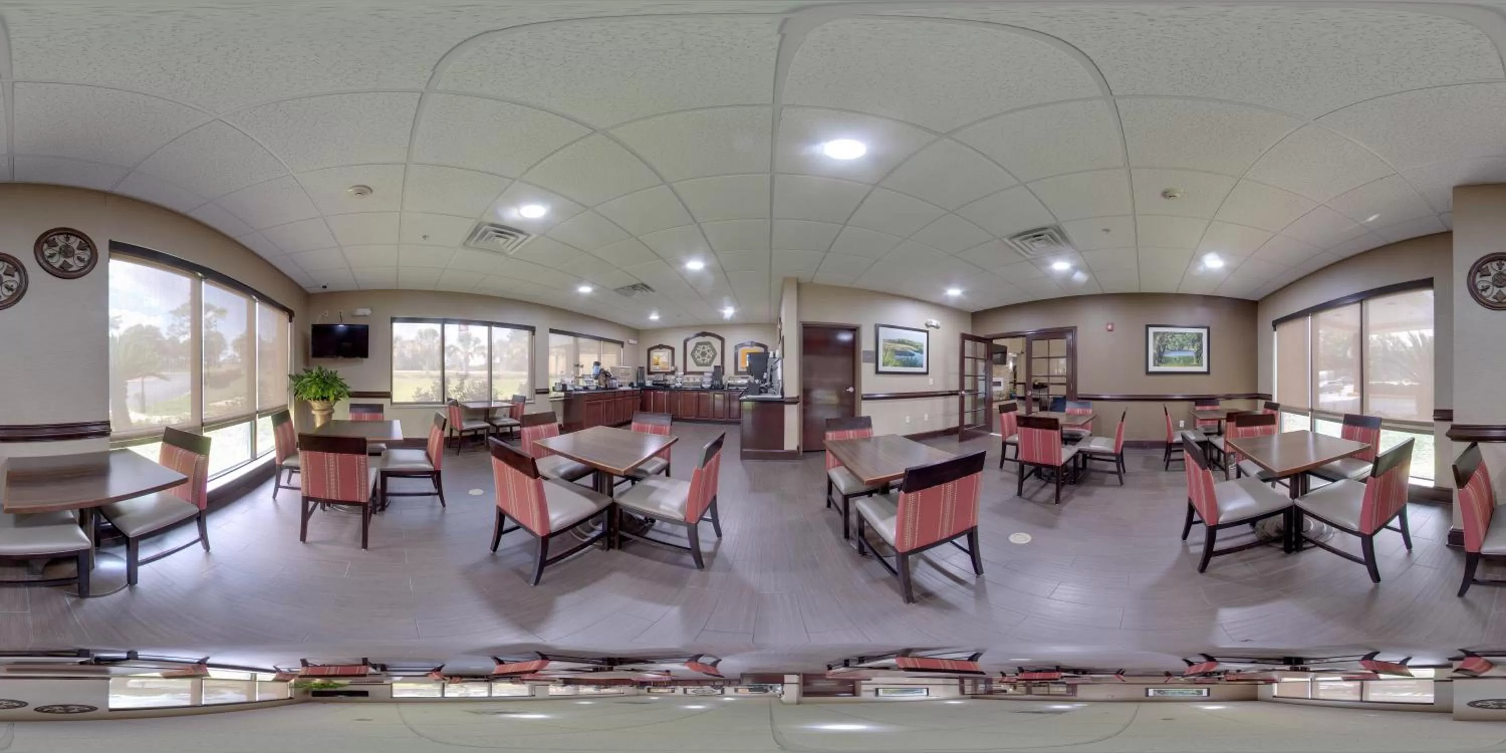 Breakfast in Comfort Inn & Suites Midway - Tallahassee West