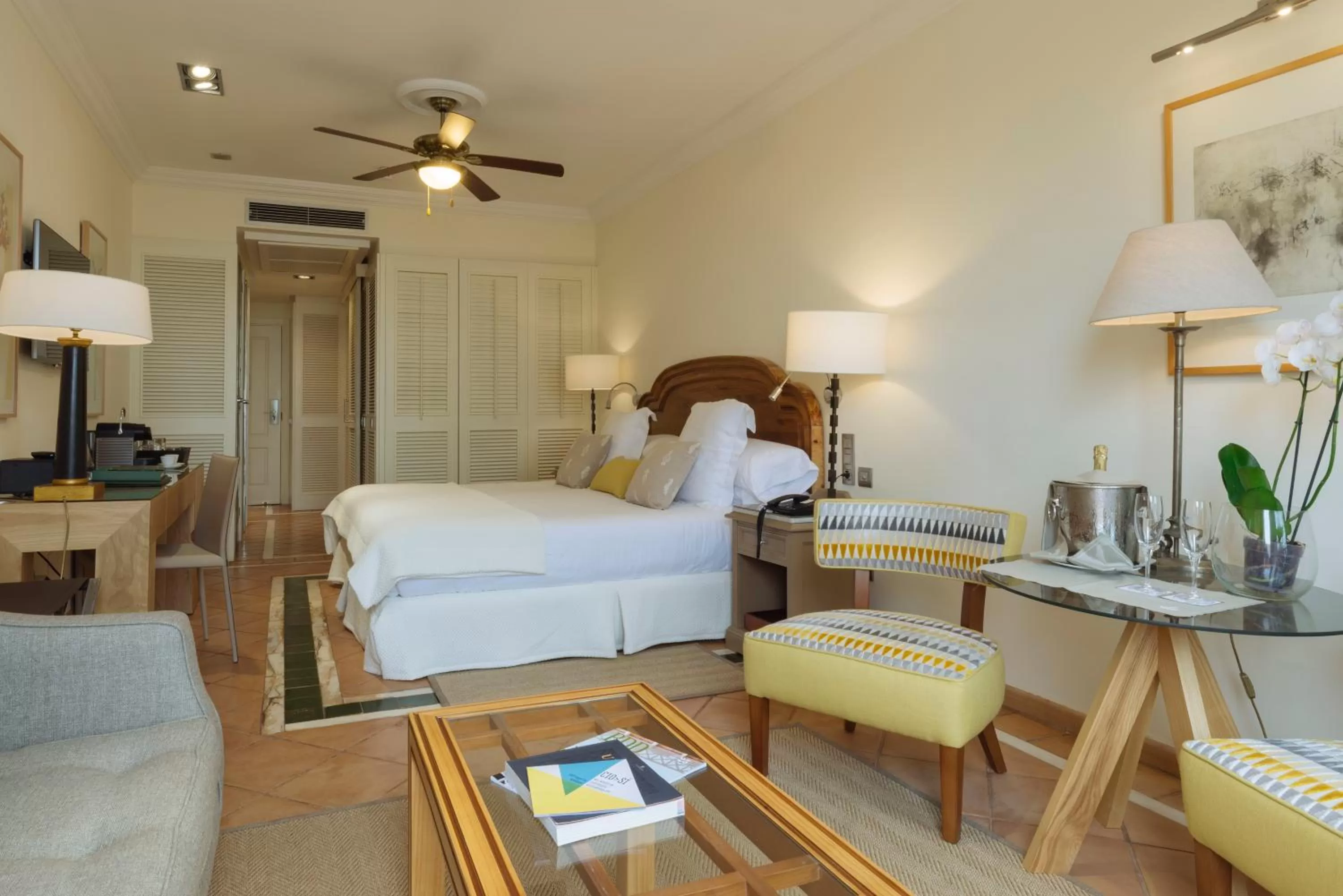 Bedroom, Bed in Bahia del Duque