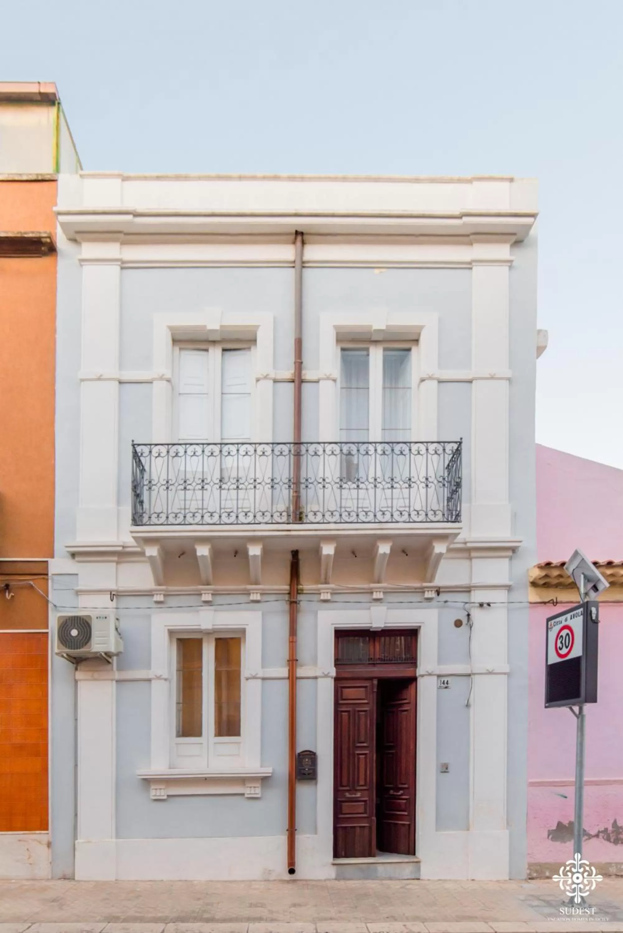 Property building in LE 4 PERLE Apartments