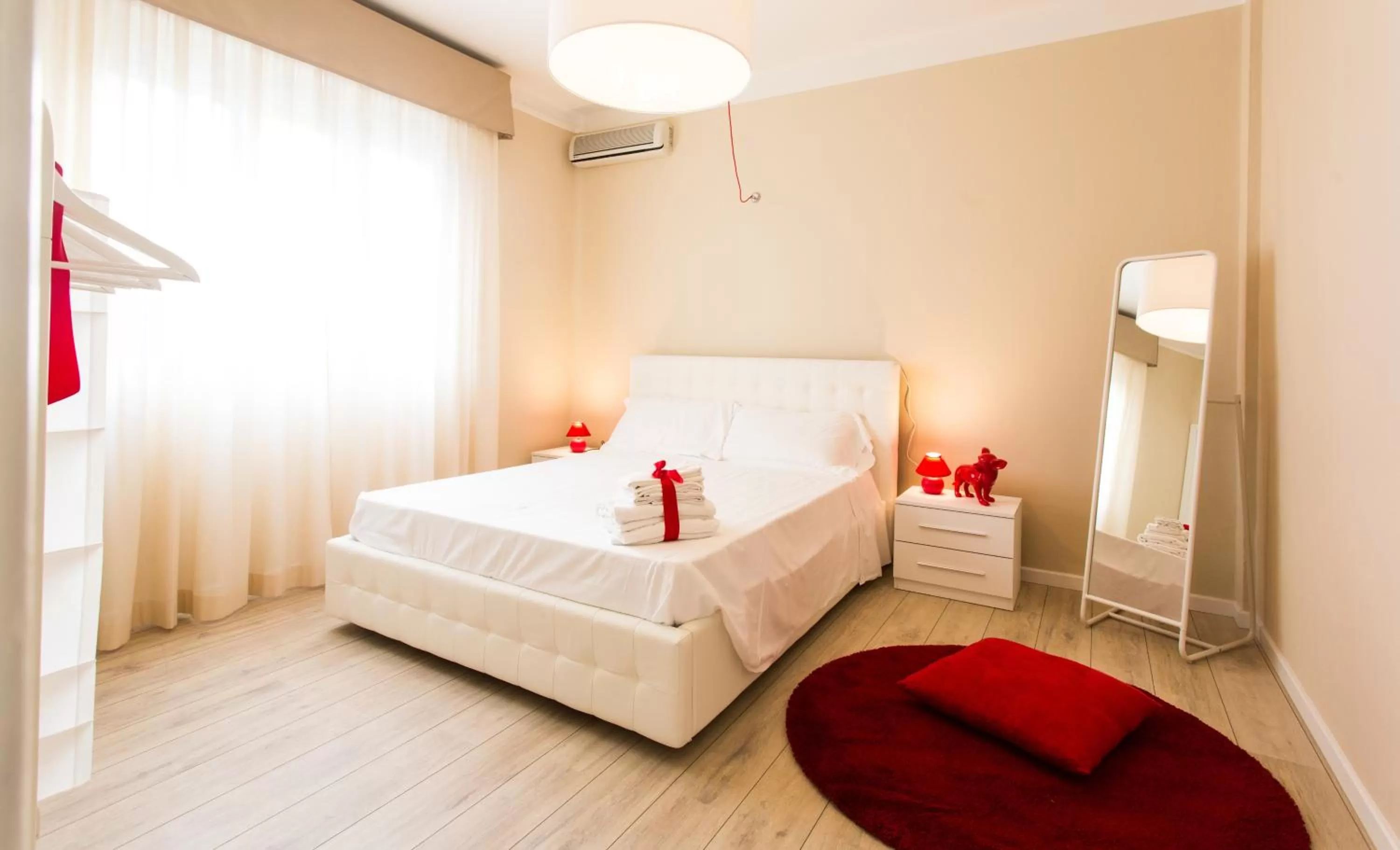 1920 Maison et Musique Hotel