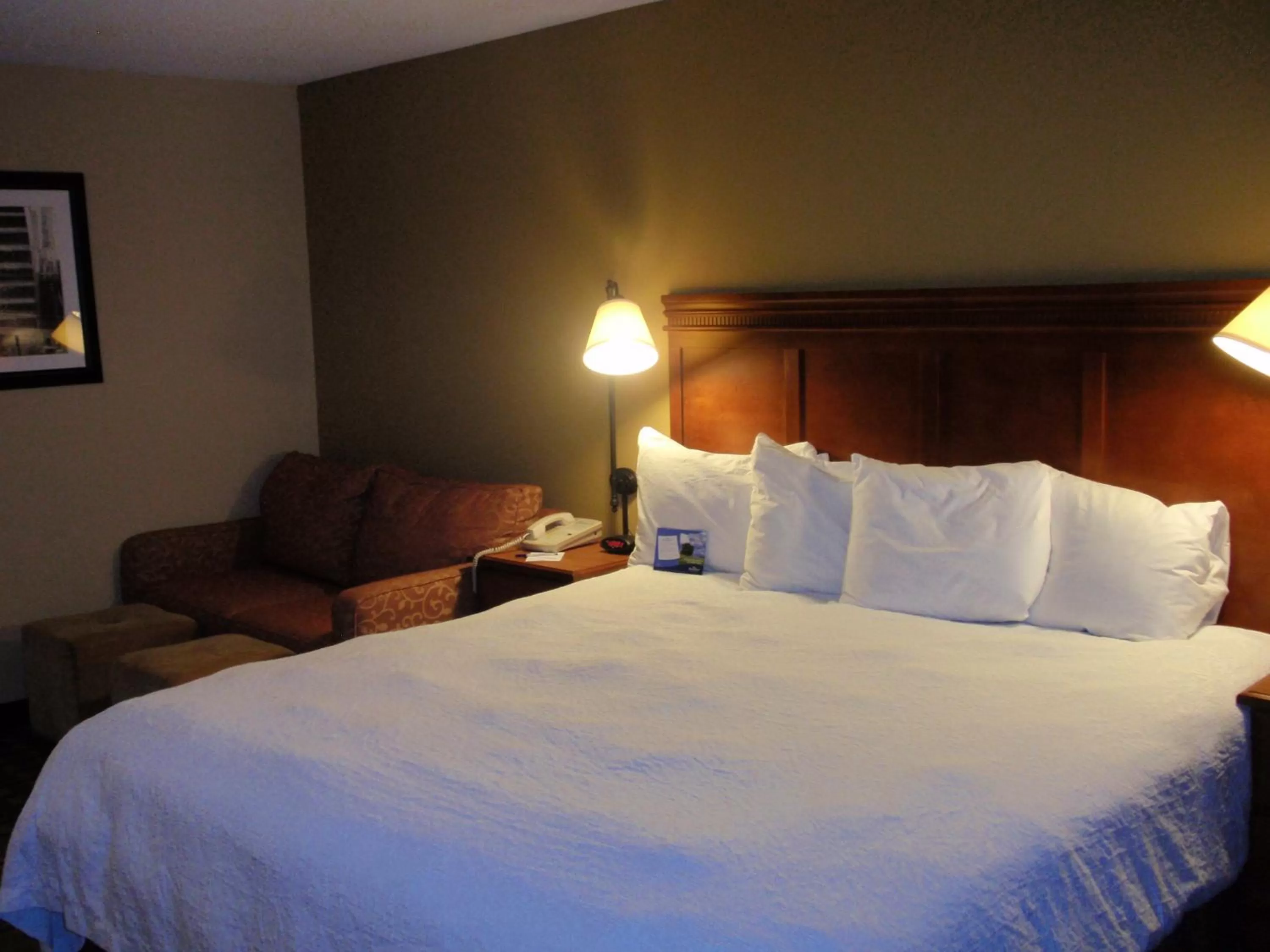 King Room - Non-Smoking in Baymont by Wyndham Lewisville