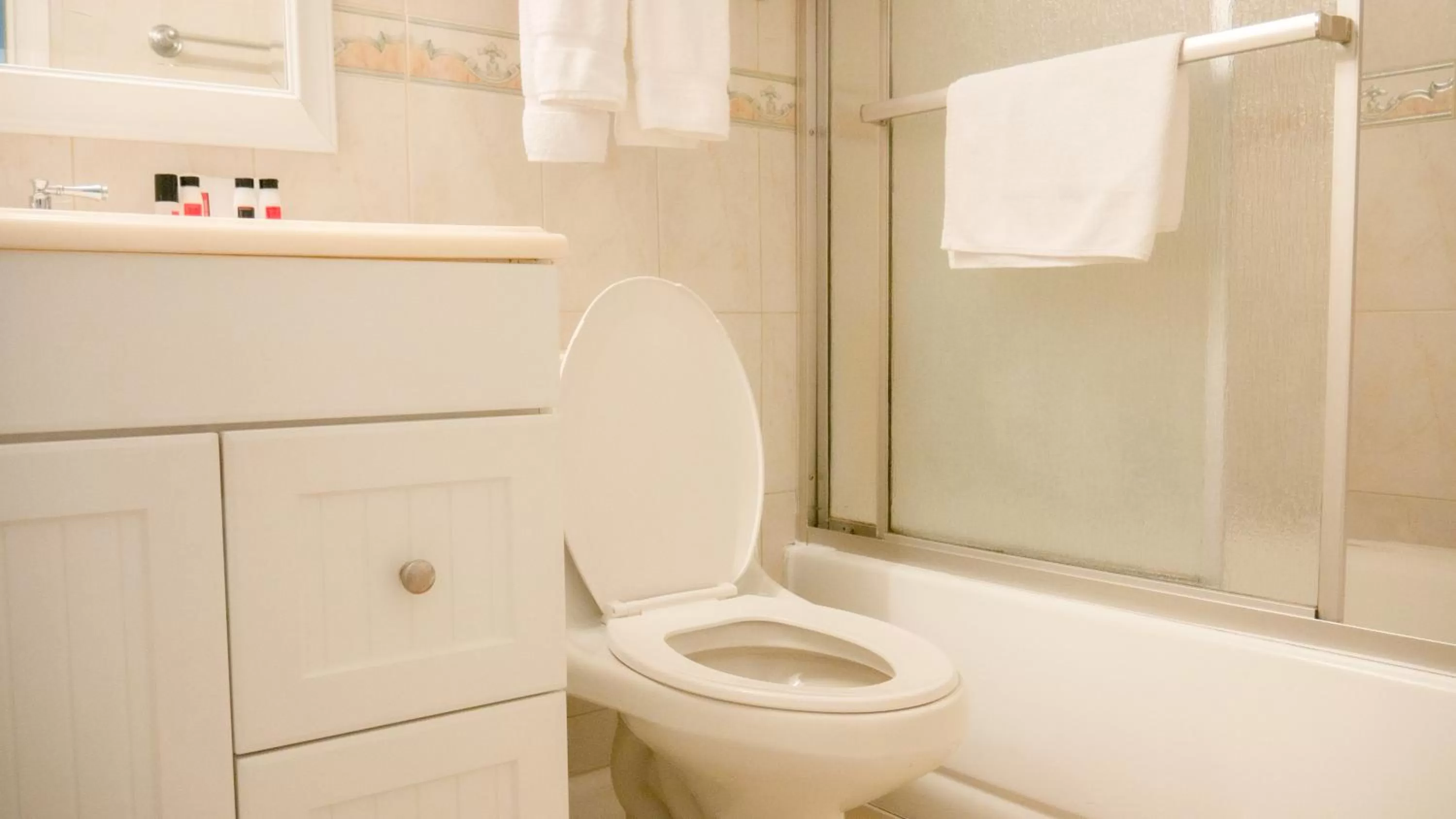 Ramada Plaza by Wyndham Marco Polo Beach Resort