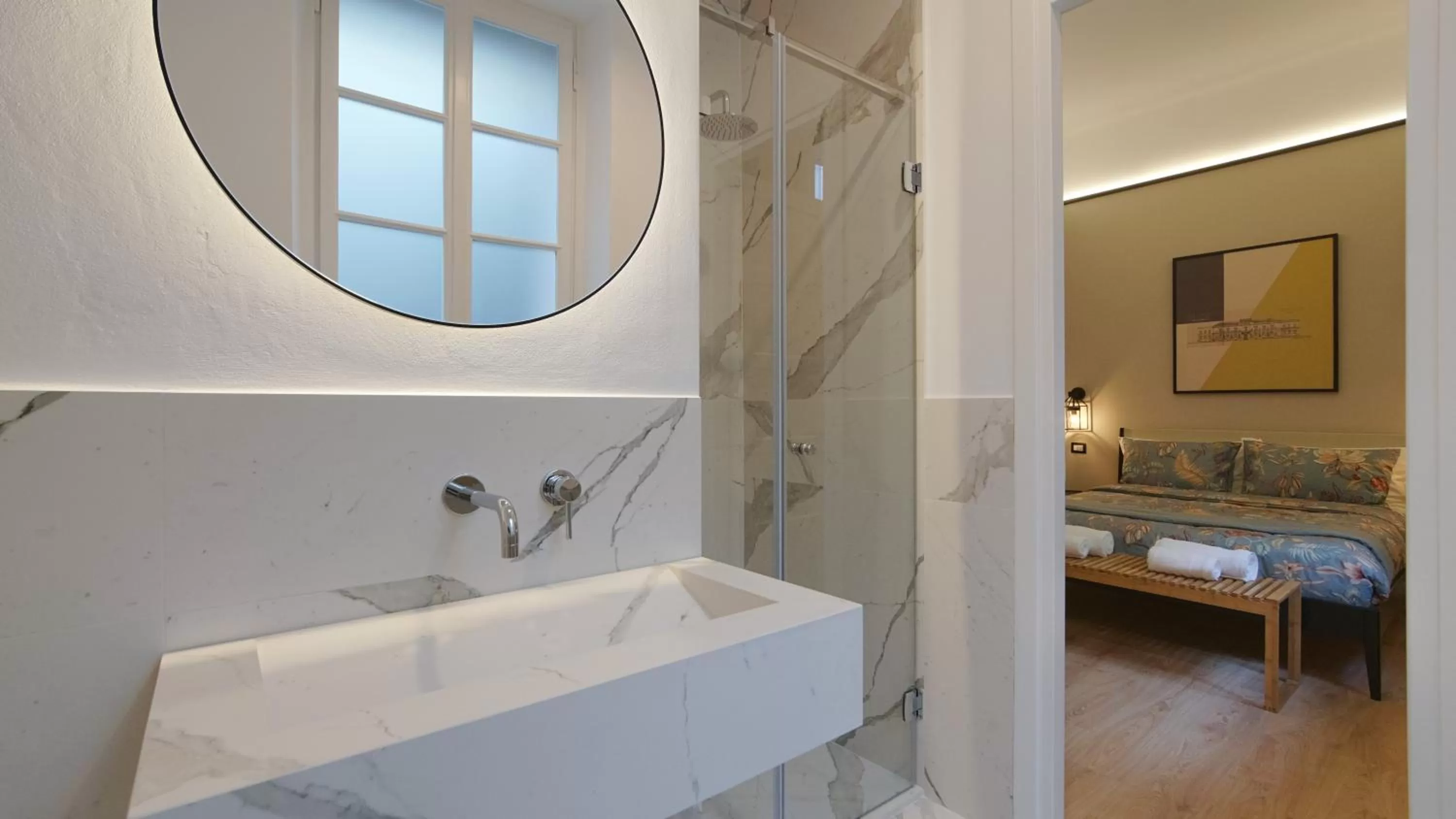 Toilet, Bed in Destil B&B