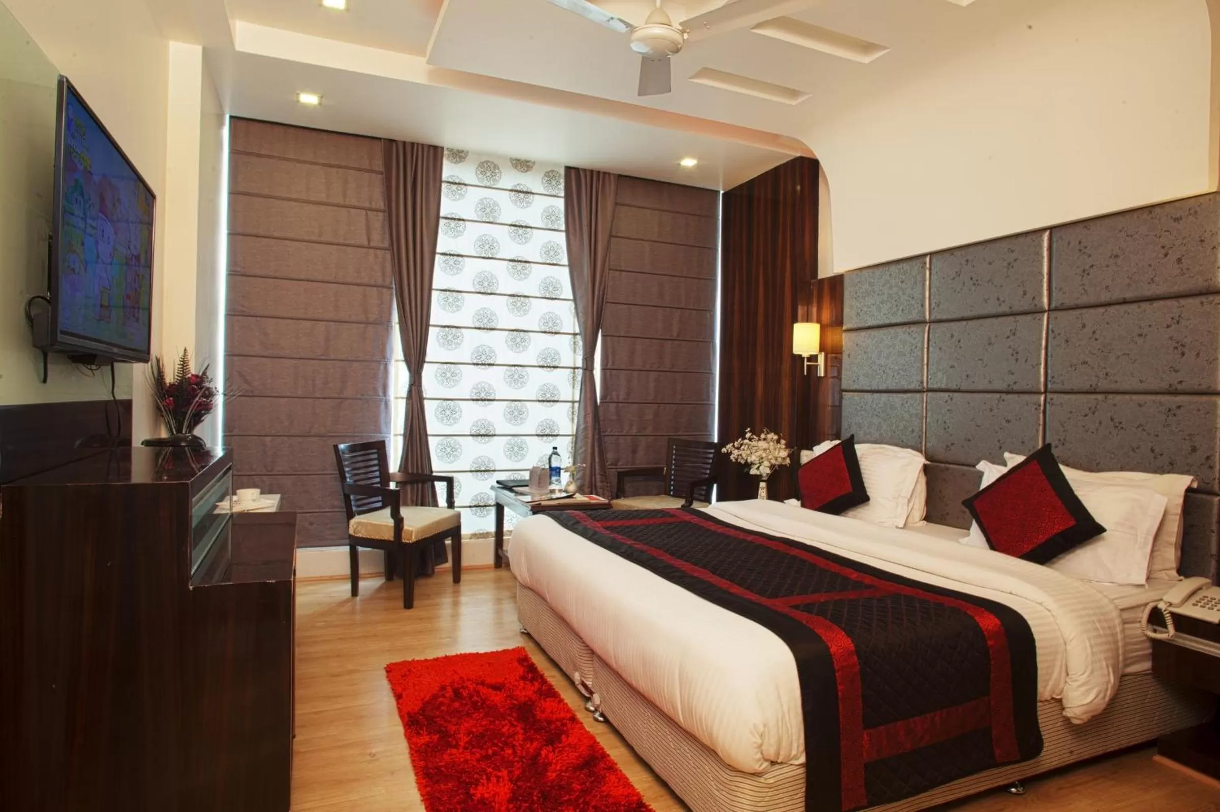 Bedroom, Bed in Hotel Delhi 55 -City Center