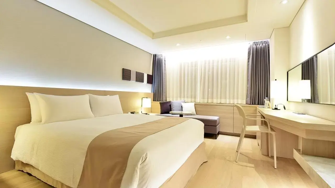 Standard Double Room in Pacific Hotel Standard Double Room in Pacific Hotel