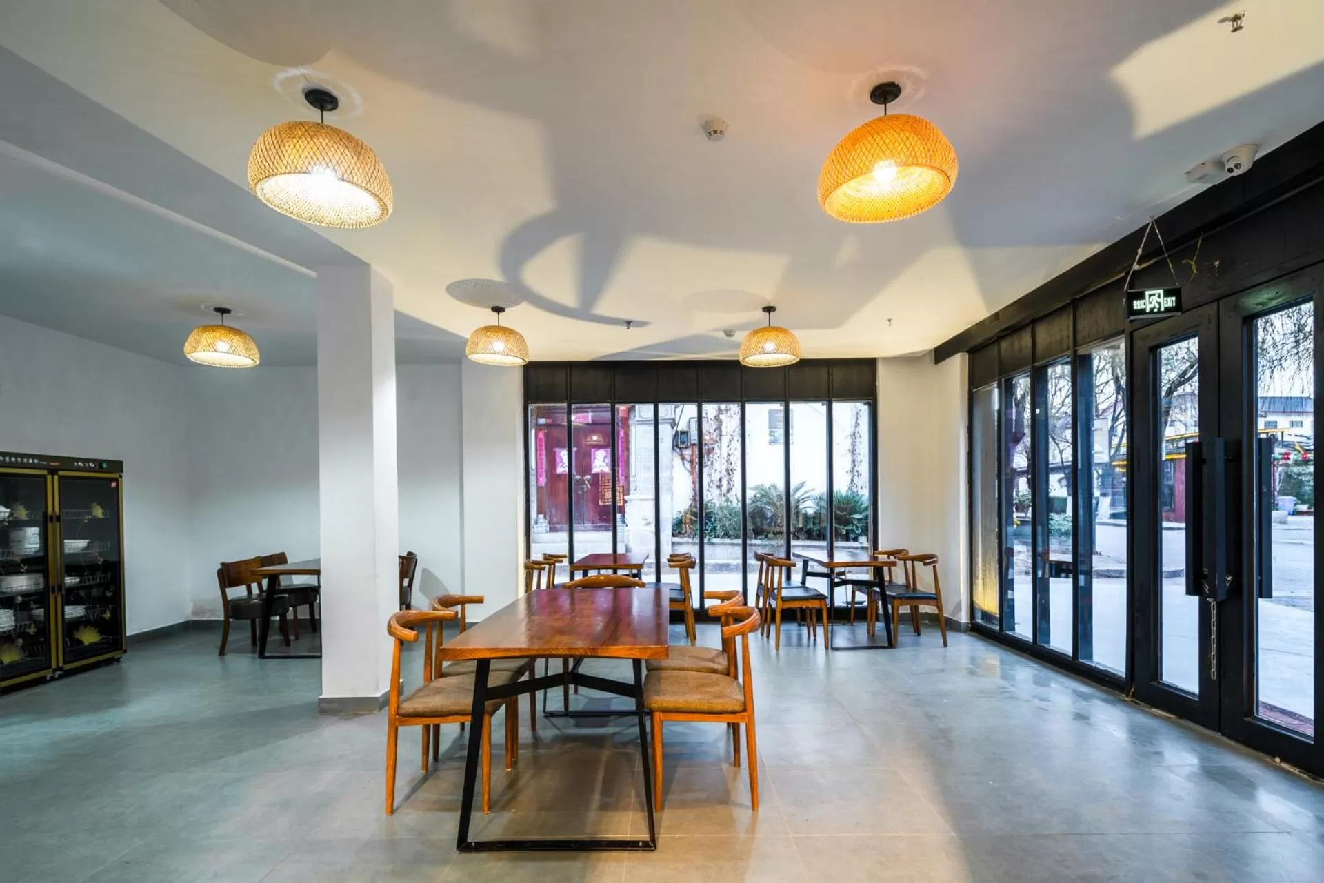 Restaurant/places to eat in Lijiang Gemmer Hotel