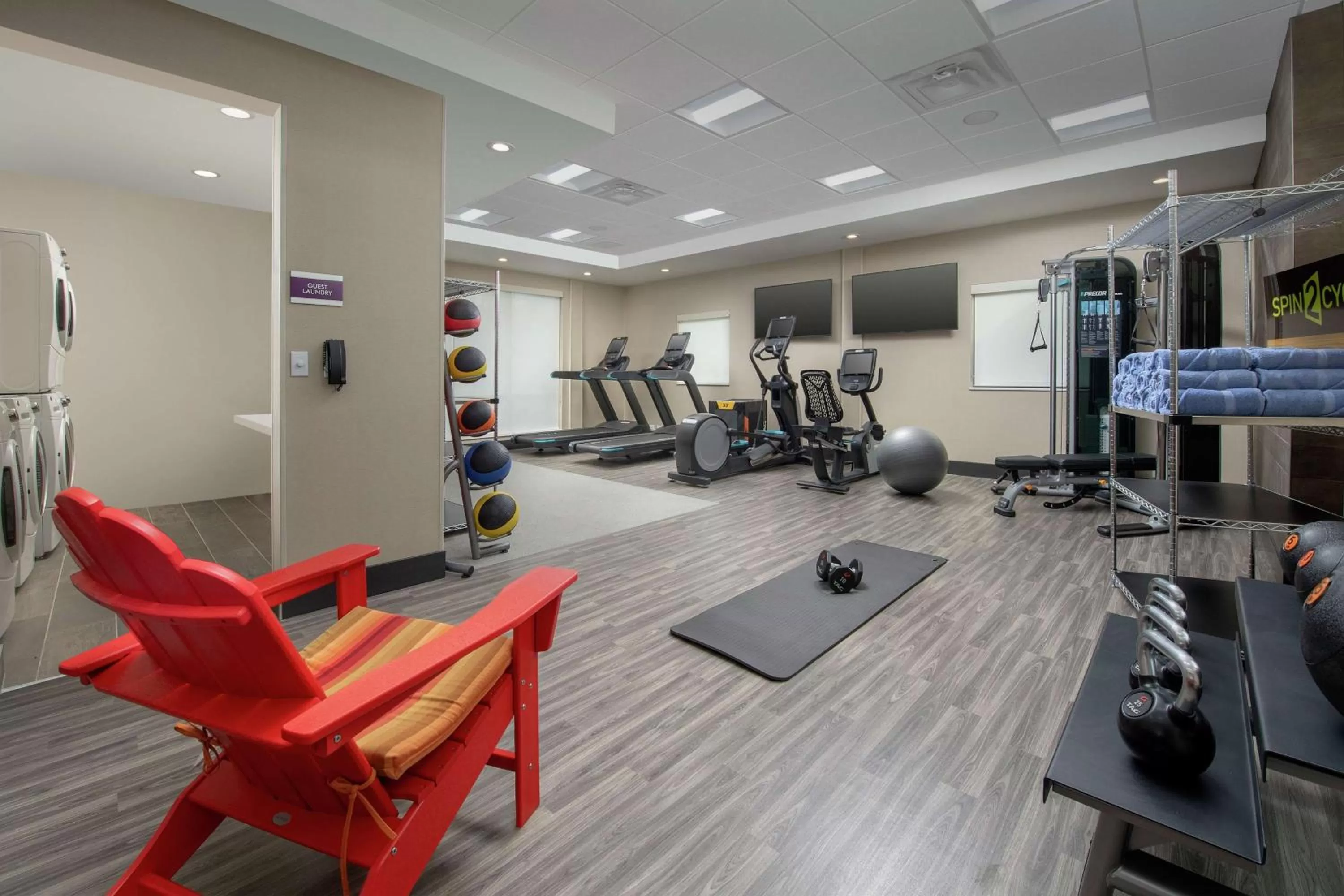 Fitness centre/facilities in Home2 Suites By Hilton Edison