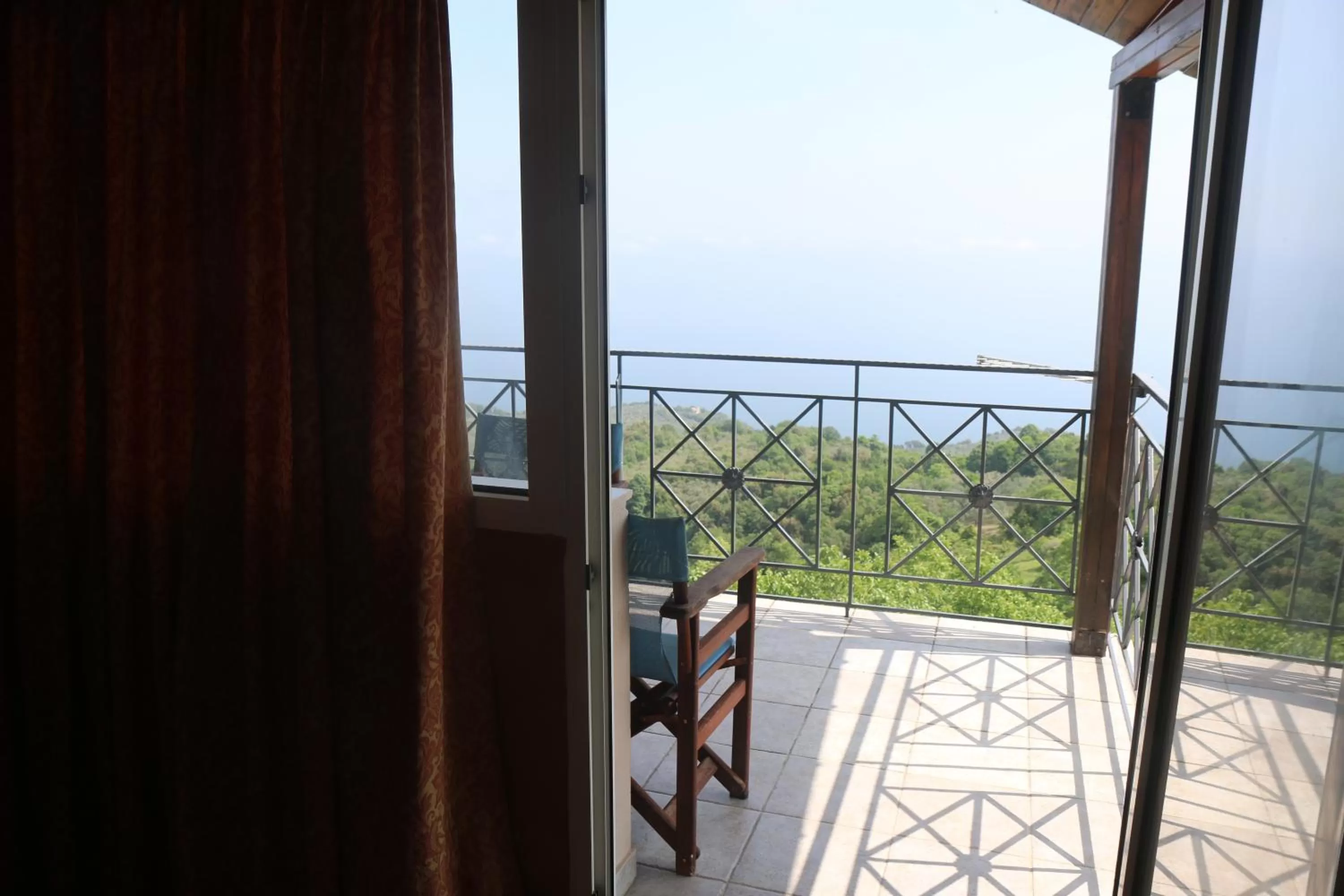 Patio in Hotel Christina - Happy Days