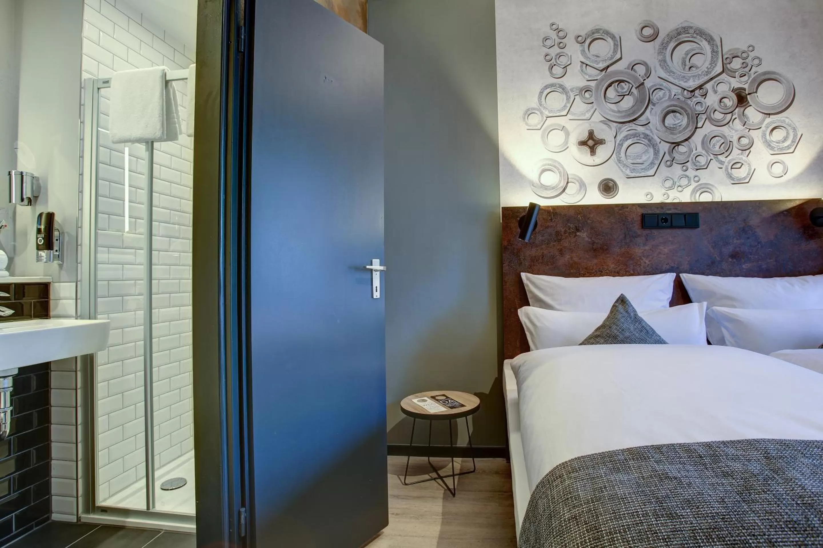 Photo of the whole room in Boutique Essen City