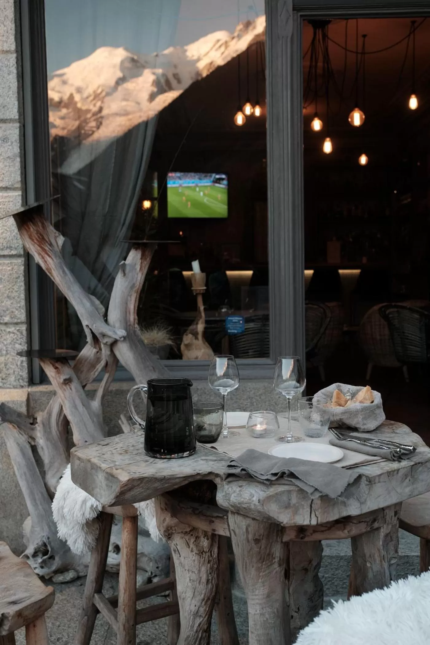 Patio in Eden Hotel, Apartments and Chalet Chamonix Les Praz