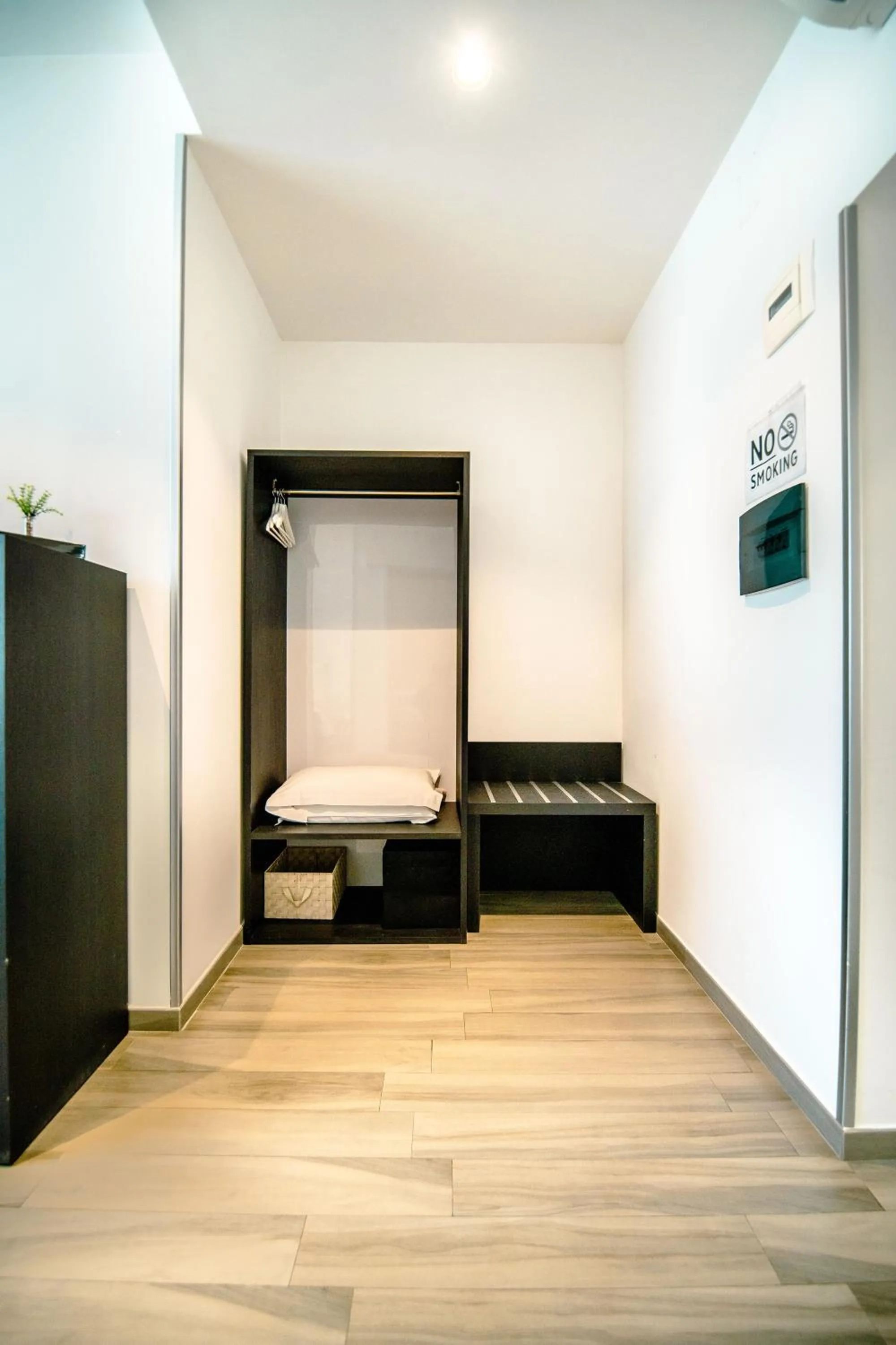 Photo of the whole room in Hotel Bruman Salerno